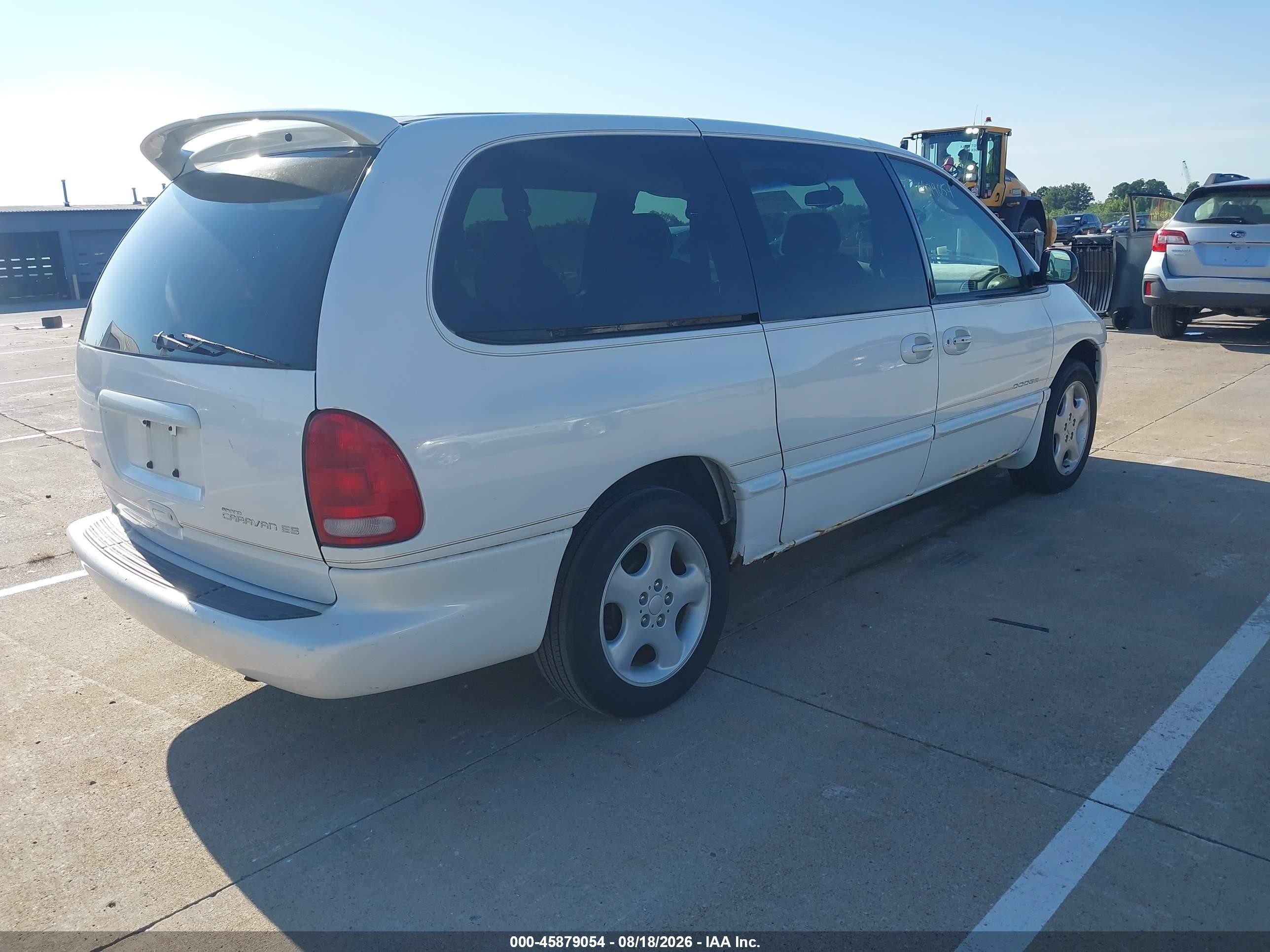 1999 Dodge Grand Caravan Es White vin: 1B4GP74L1XB621041