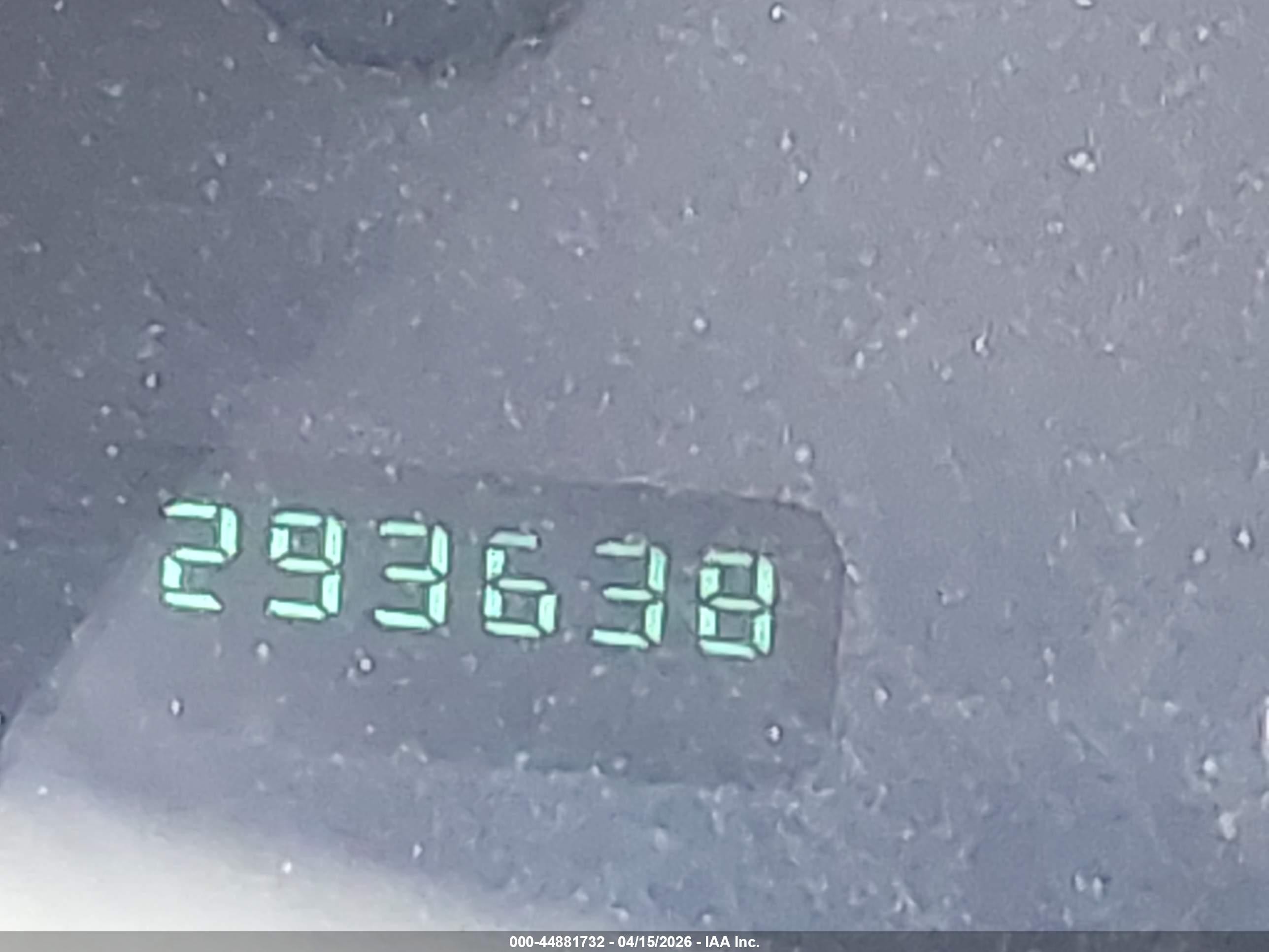 2000 Dodge Durango   White vin: 1B4HR28Y1YF139543