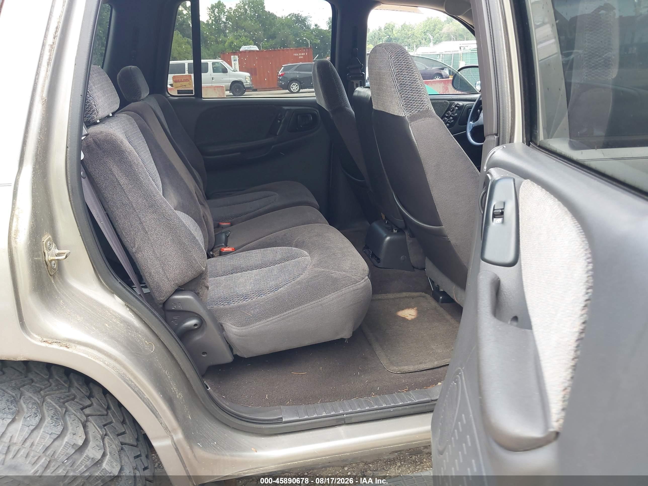 1999 Dodge Durango   Silver vin: 1B4HR28Y5XF562852
