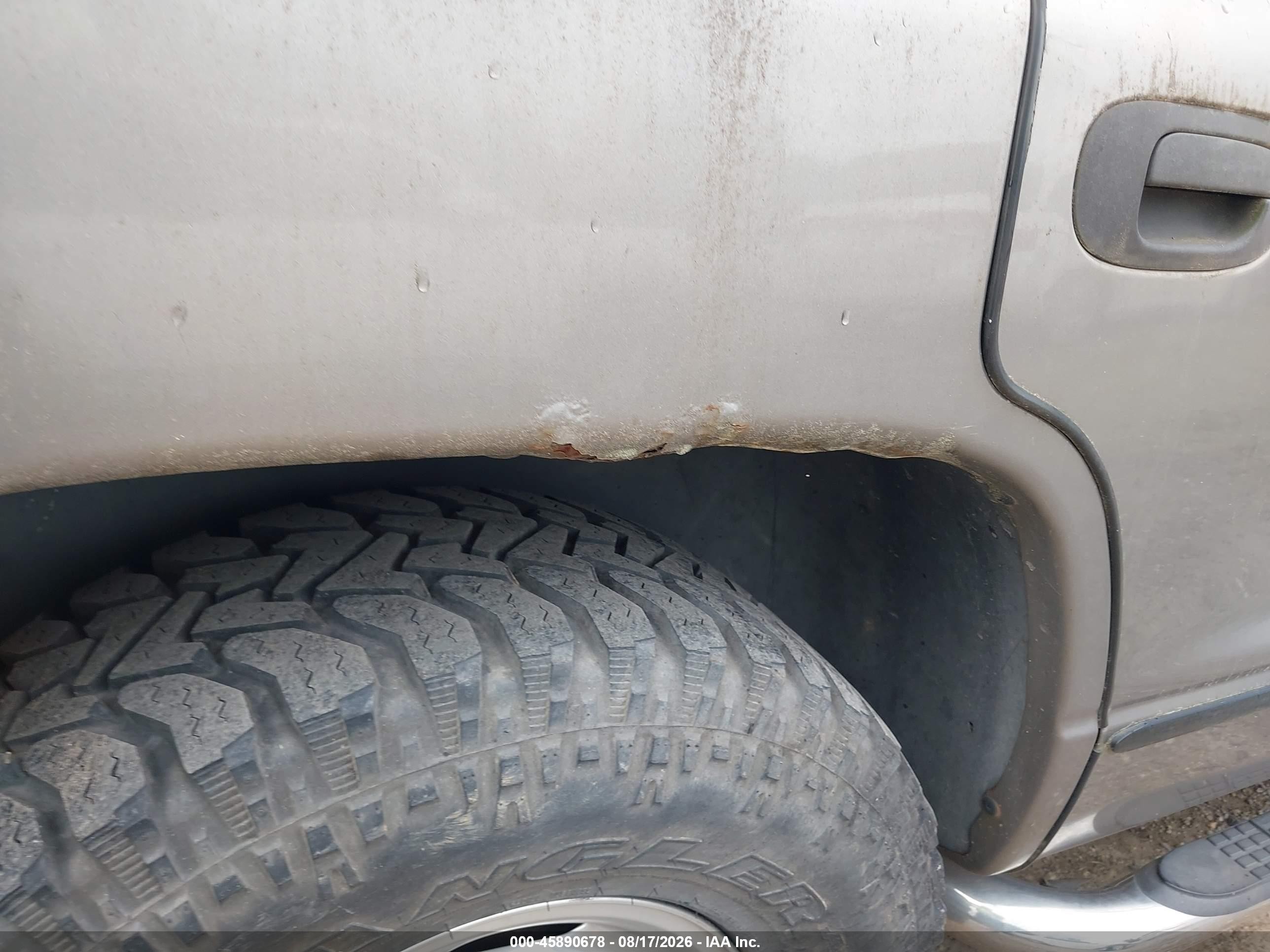 1999 Dodge Durango   Silver vin: 1B4HR28Y5XF562852