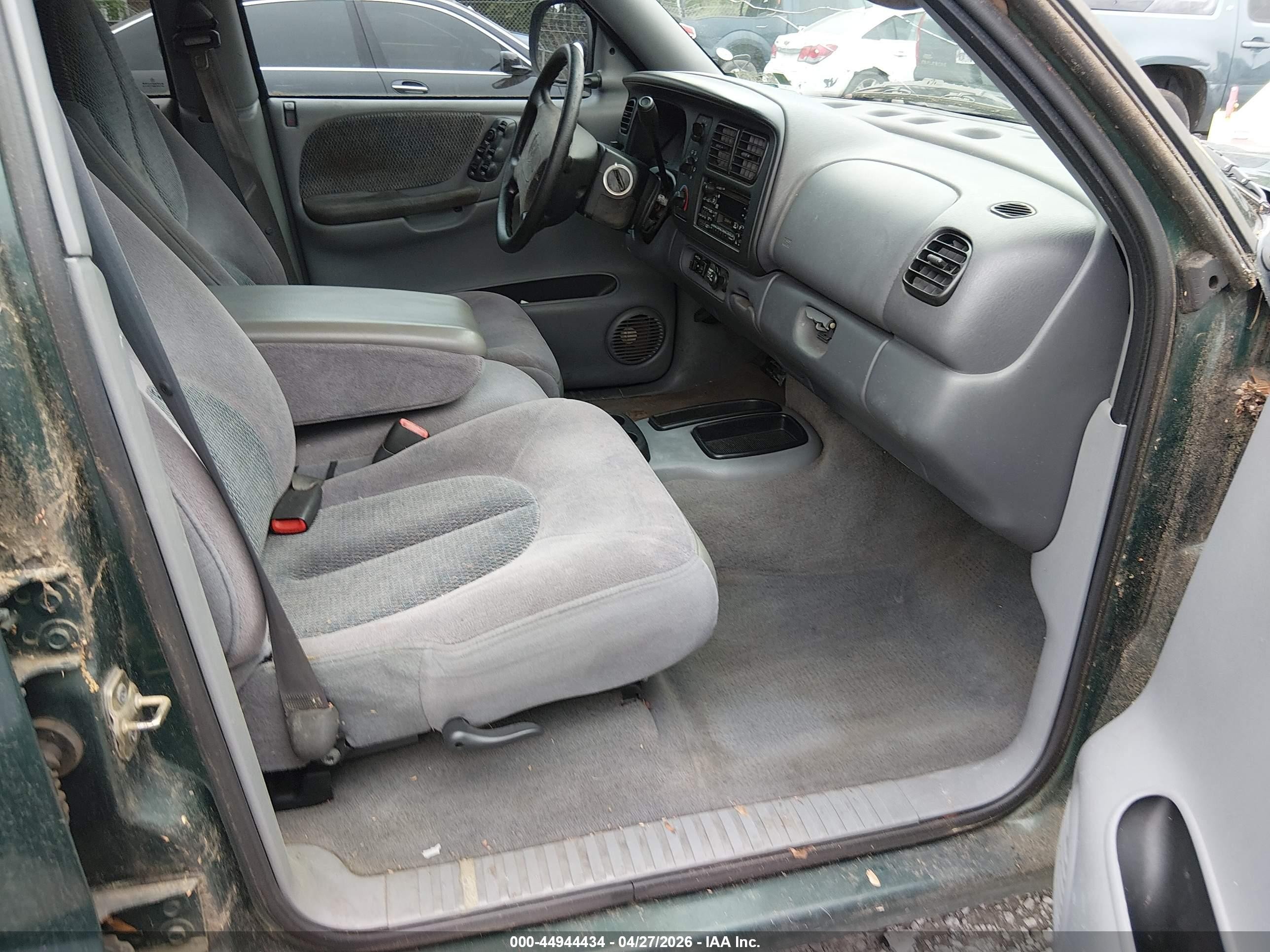 1999 Dodge Durango   Зеленый vin: 1B4HR28ZXXF545697