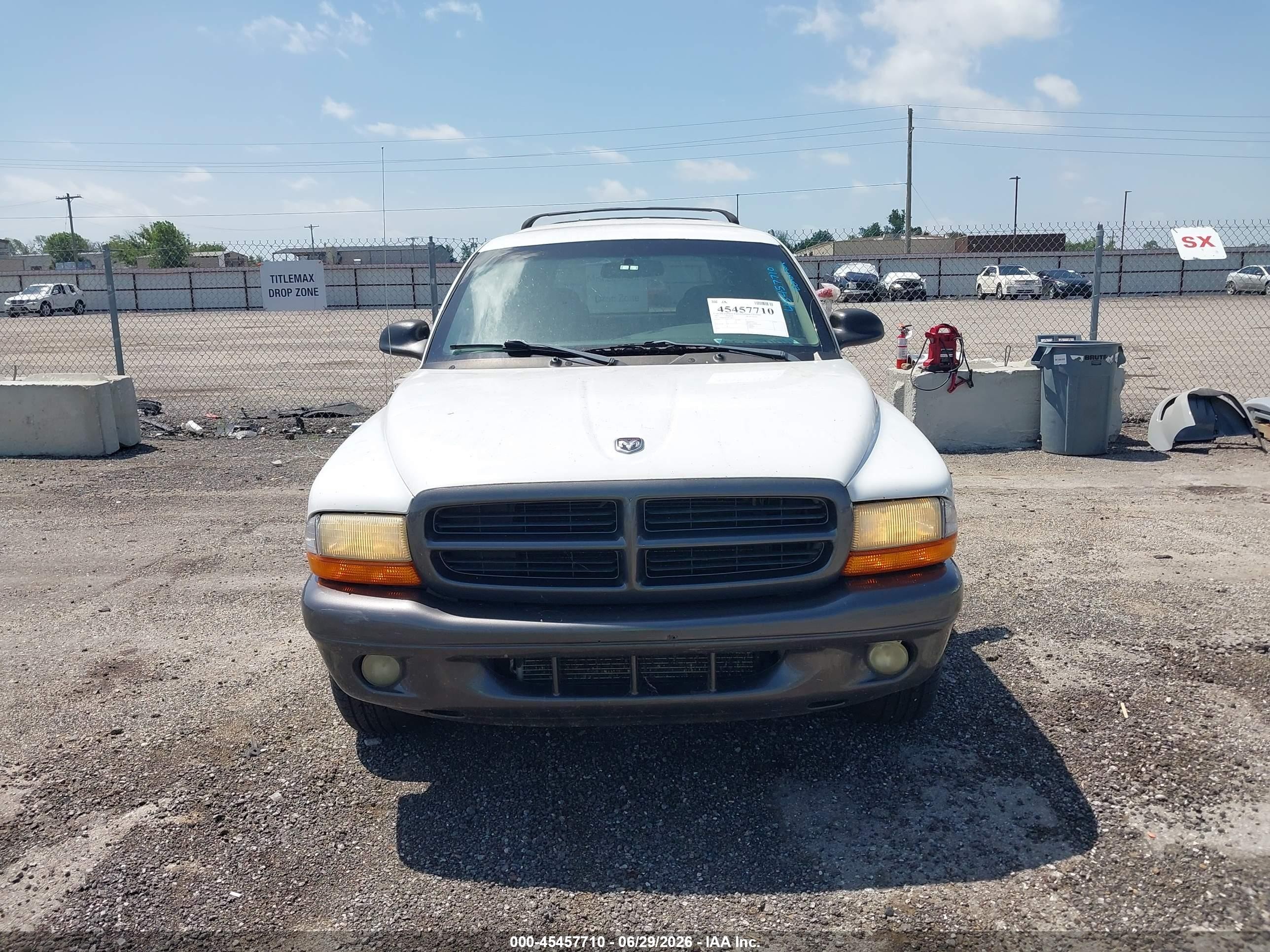 2002 Dodge Durango Sport White vin: 1B4HR38N92F178271