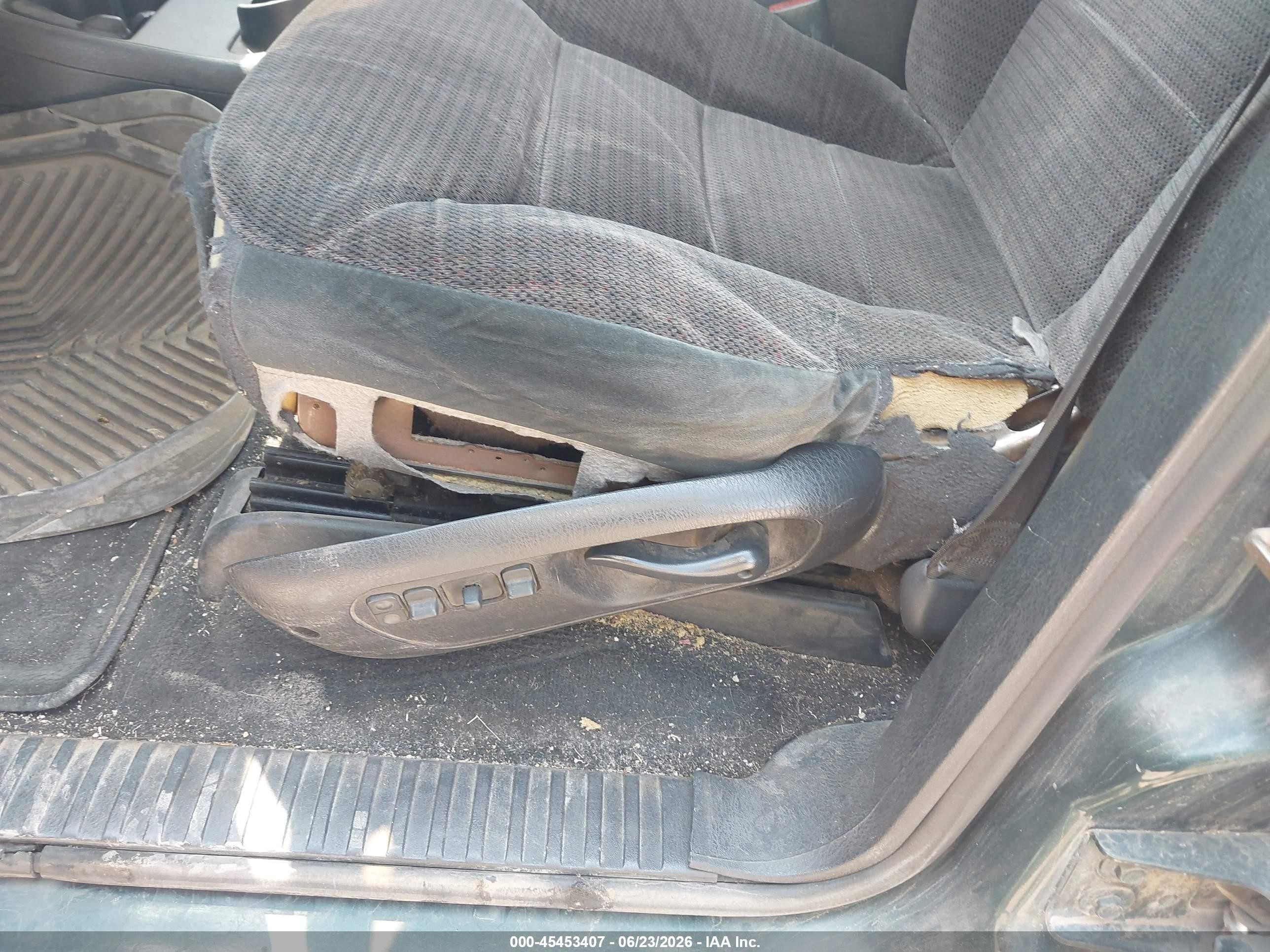 2001 Dodge Durango   Green vin: 1B4HS28N01F550870