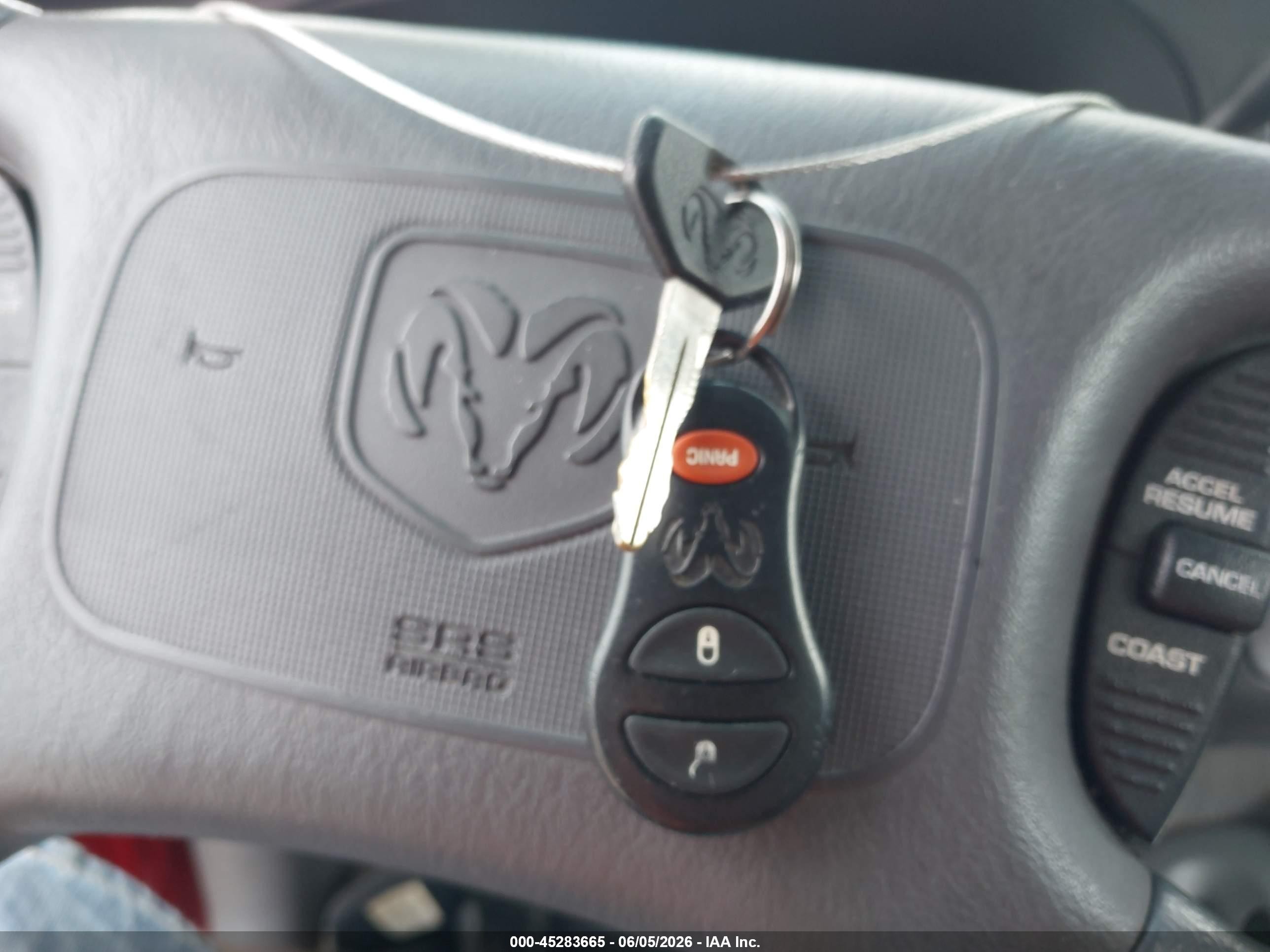2000 Dodge Durango   Красный vin: 1B4HS28N0YF132397