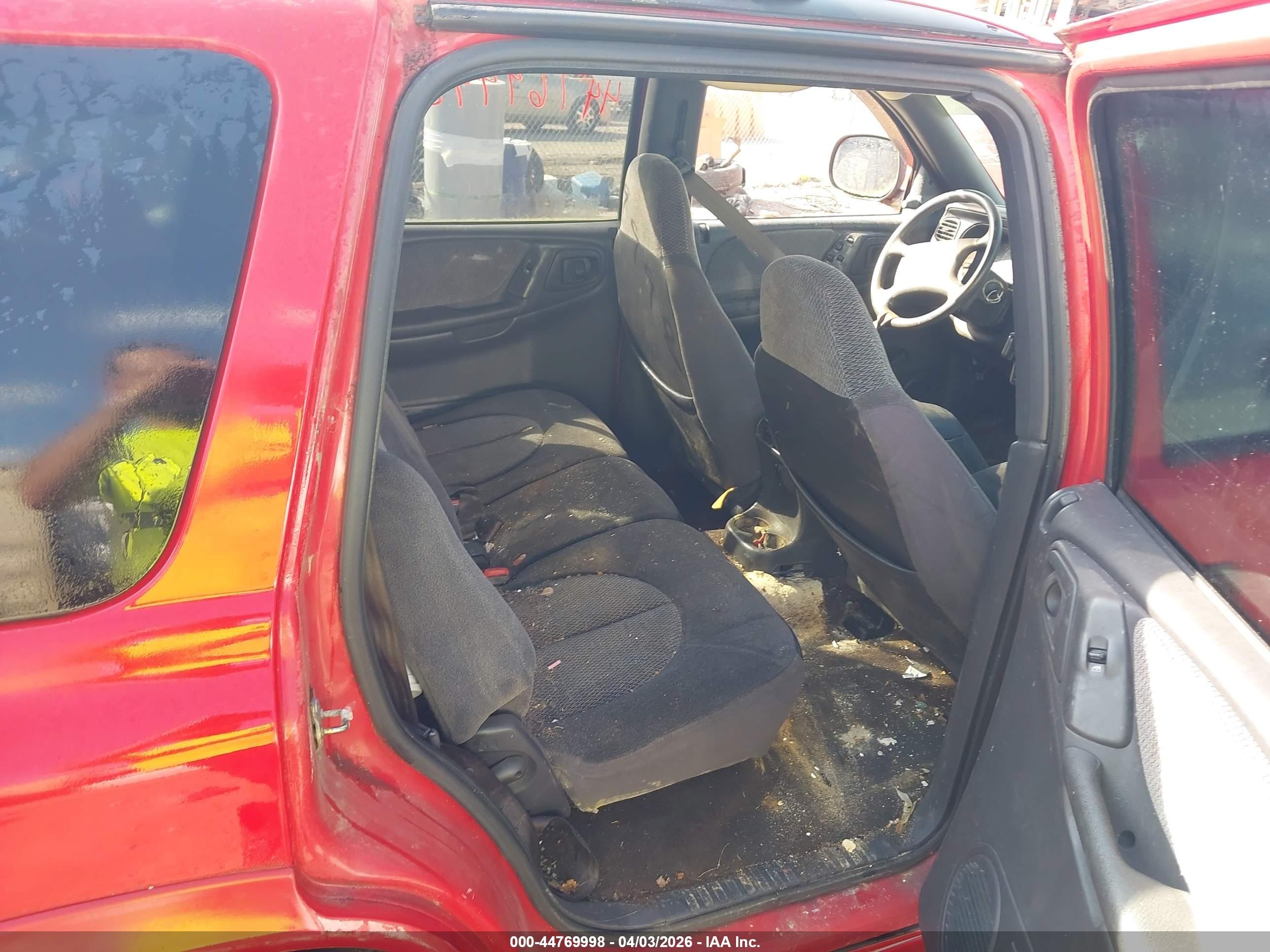 2000 Dodge Durango   Red vin: 1B4HS28N0YF181258