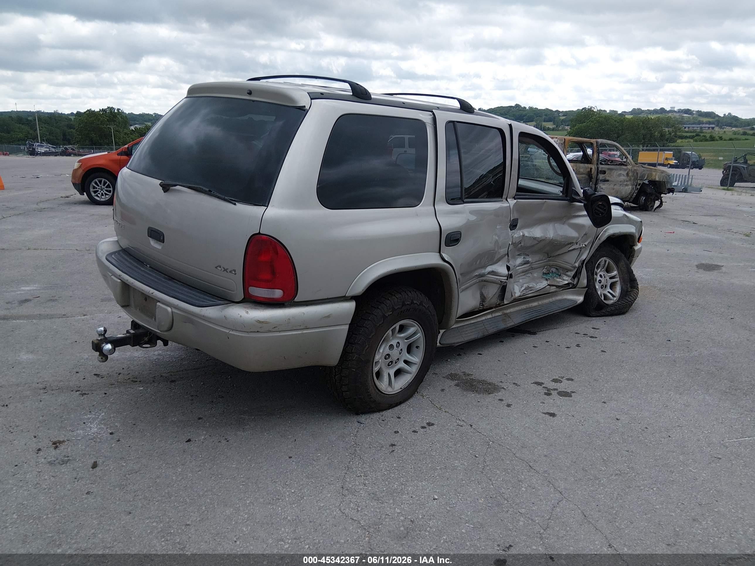 2001 Dodge Durango   Gold vin: 1B4HS28N11F544723