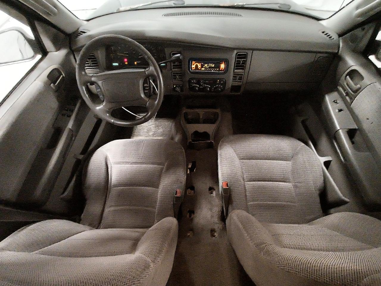 2001 Dodge Durango Silver vin: 1B4HS28N11F620067