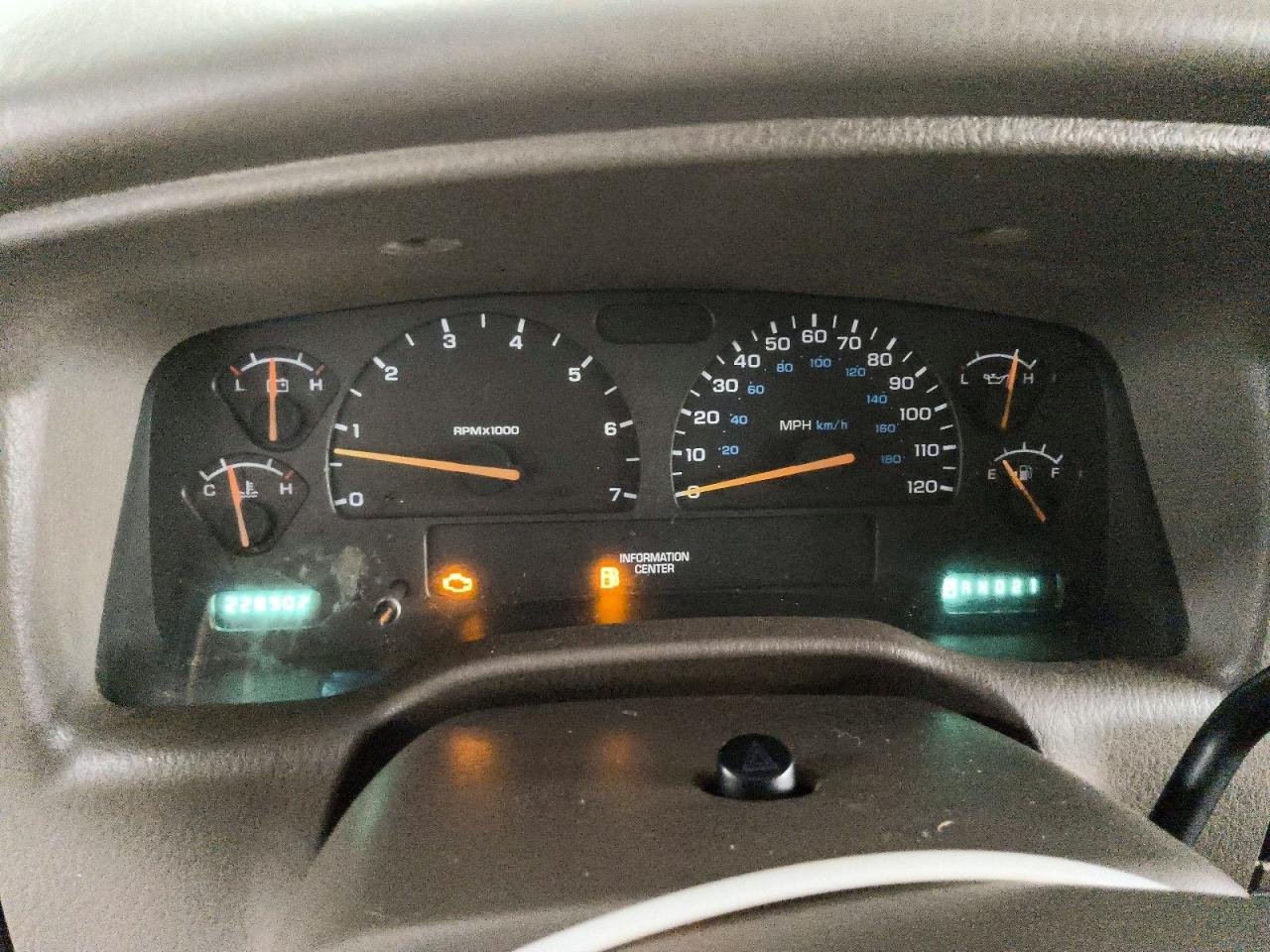 2001 Dodge Durango Silver vin: 1B4HS28N11F620067