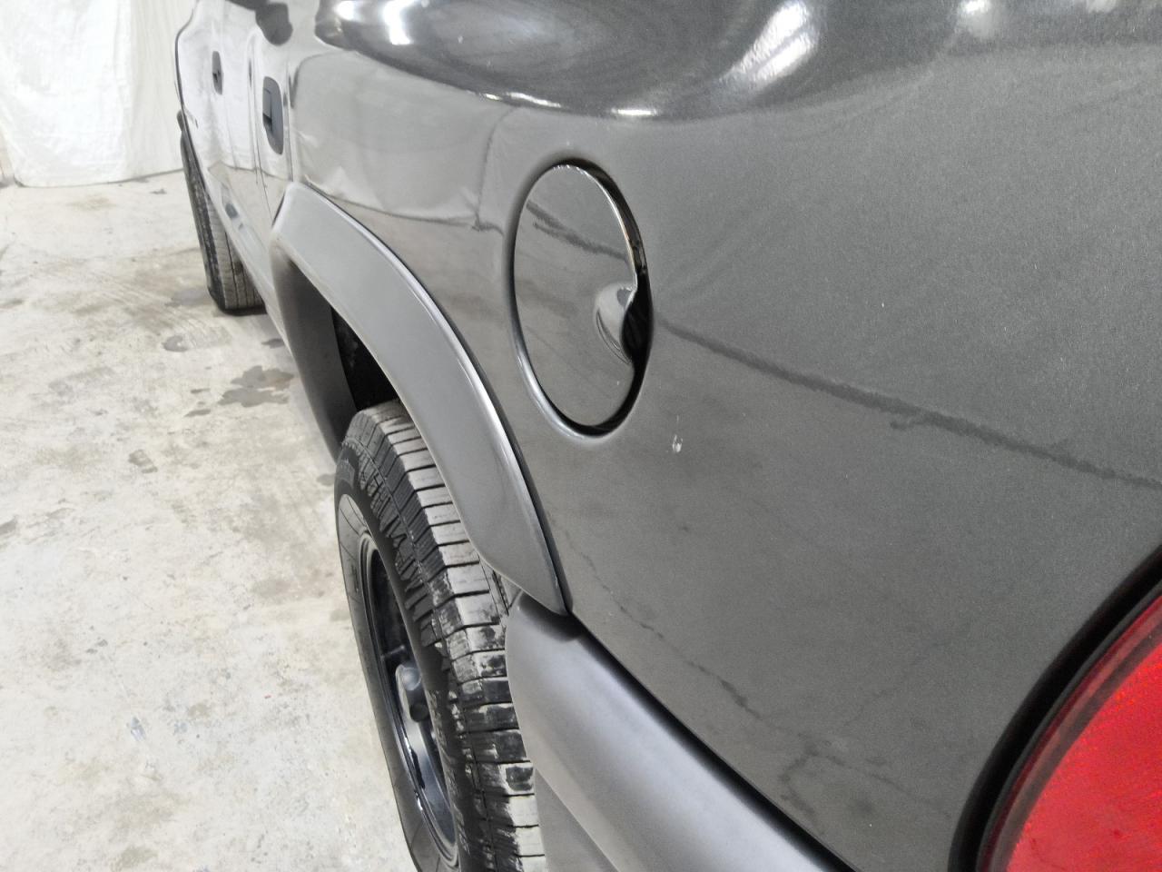 2001 Dodge Durango Silver vin: 1B4HS28N11F620067 Damage: Left Qtr Panel, Multiple Scratches Heavy, 3