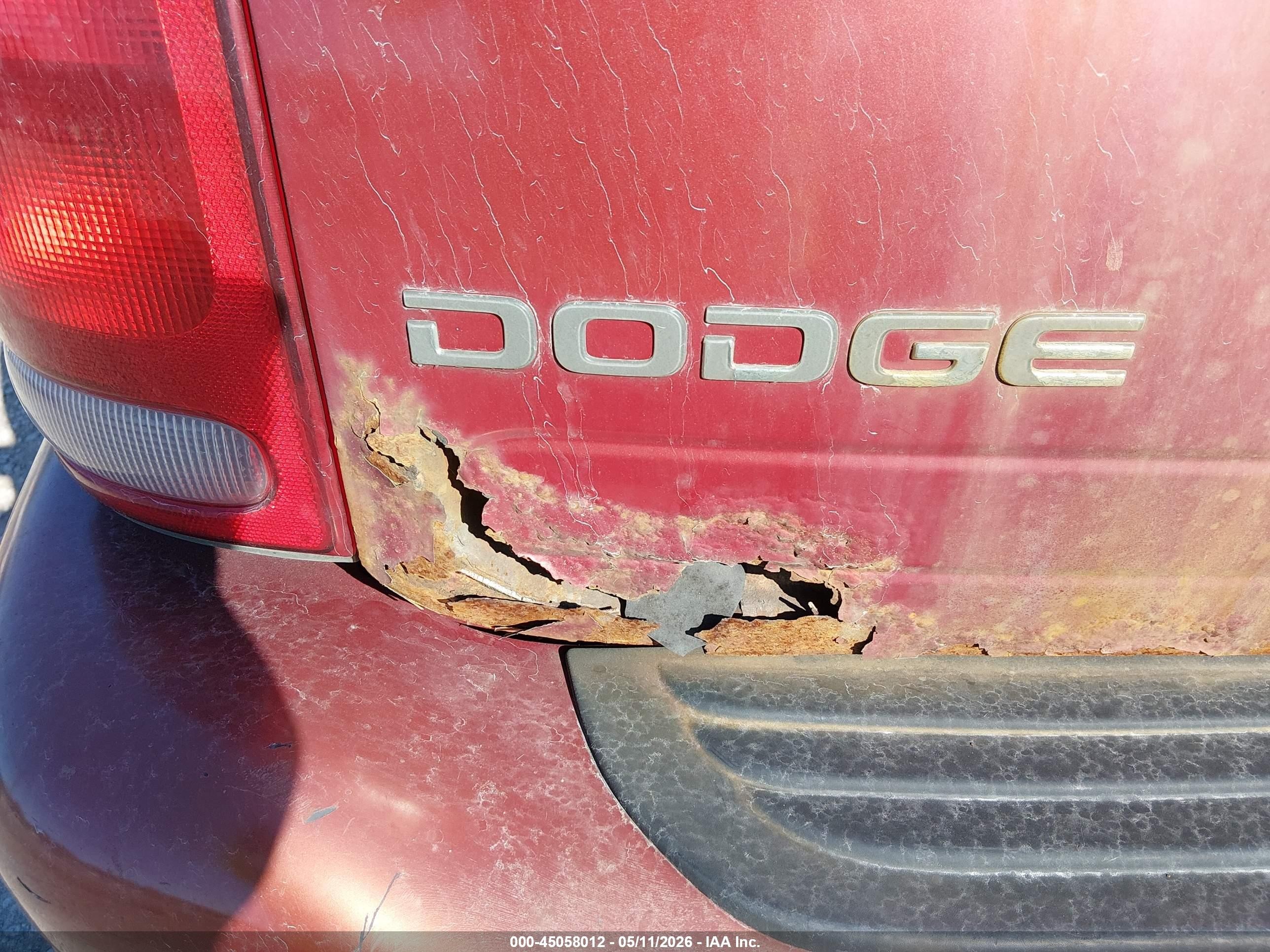 2000 Dodge Durango   Красный vin: 1B4HS28N5YF100609