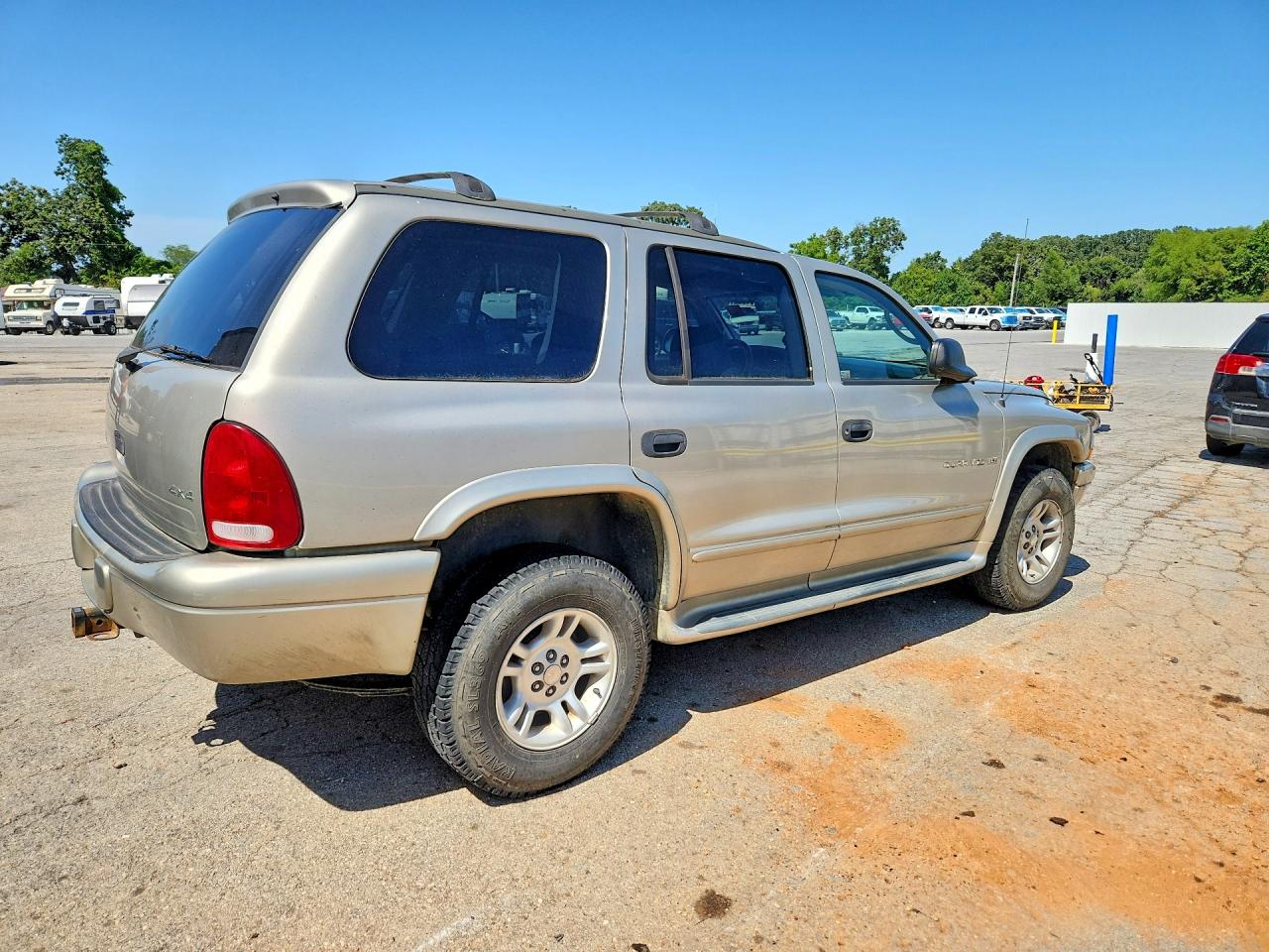 2001 Dodge Durango Gold vin: 1B4HS28N81F577329