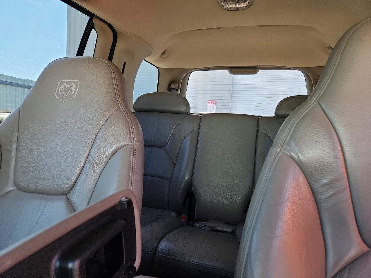 2001 Dodge Durango Gold vin: 1B4HS28N81F577329