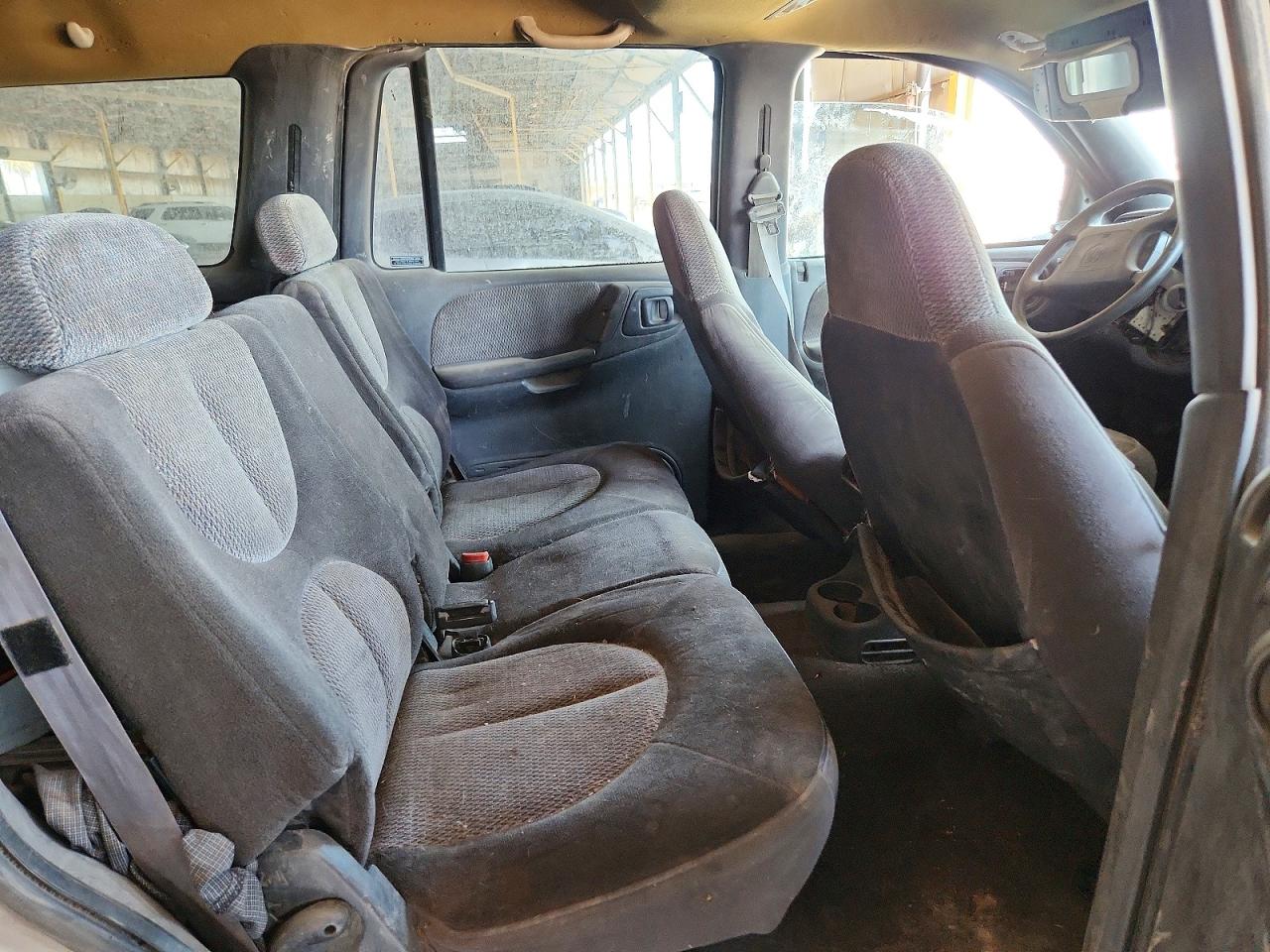 2000 Dodge Durango Black vin: 1B4HS28N8YF135404