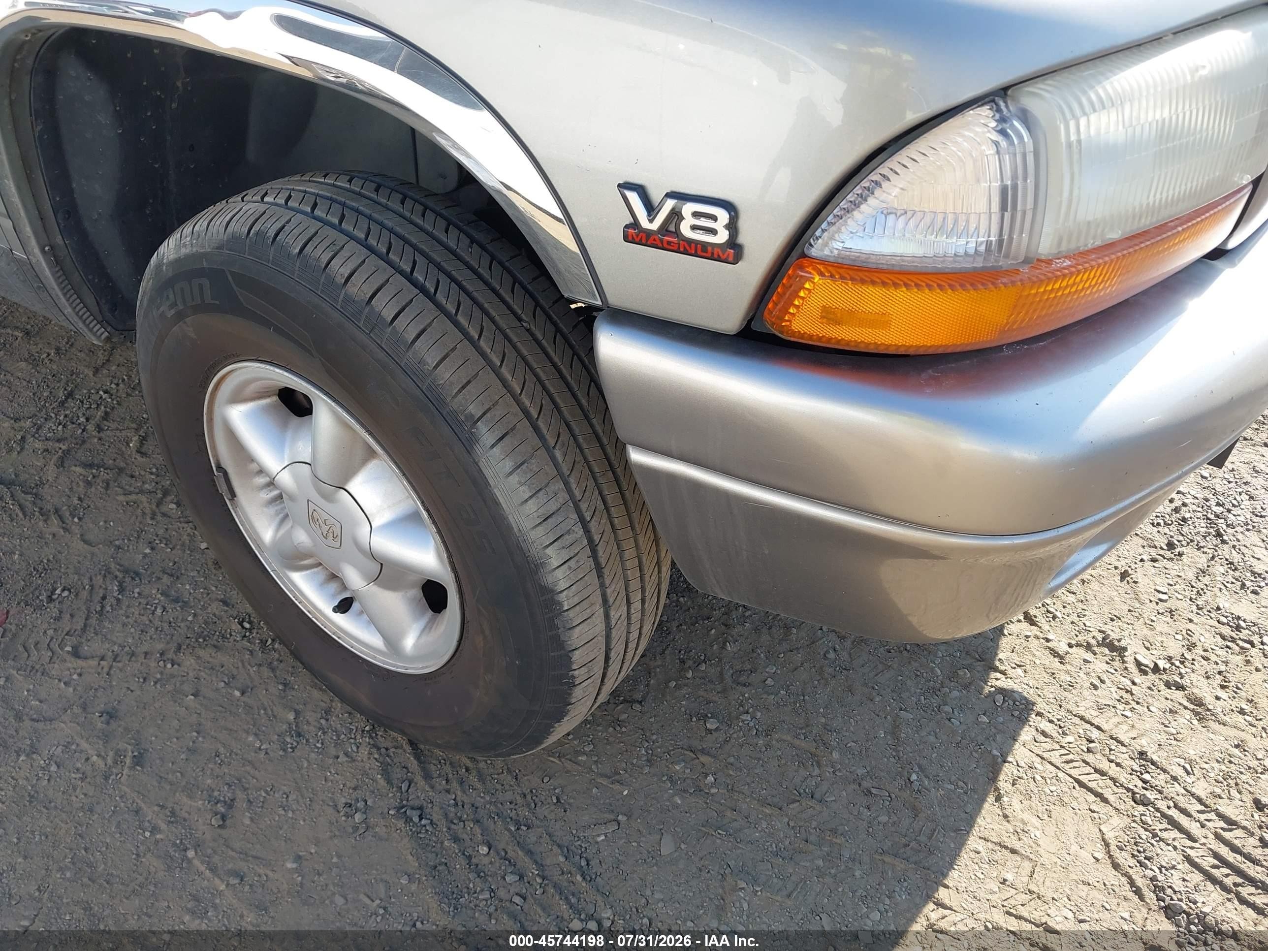 2000 Dodge Durango   Gold vin: 1B4HS28N8YF236149