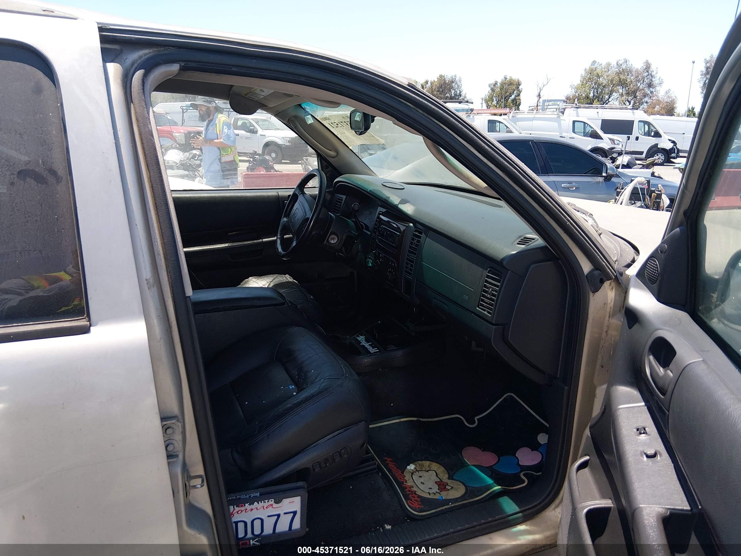 2001 Dodge Durango   Серебряный vin: 1B4HS28N91F641894