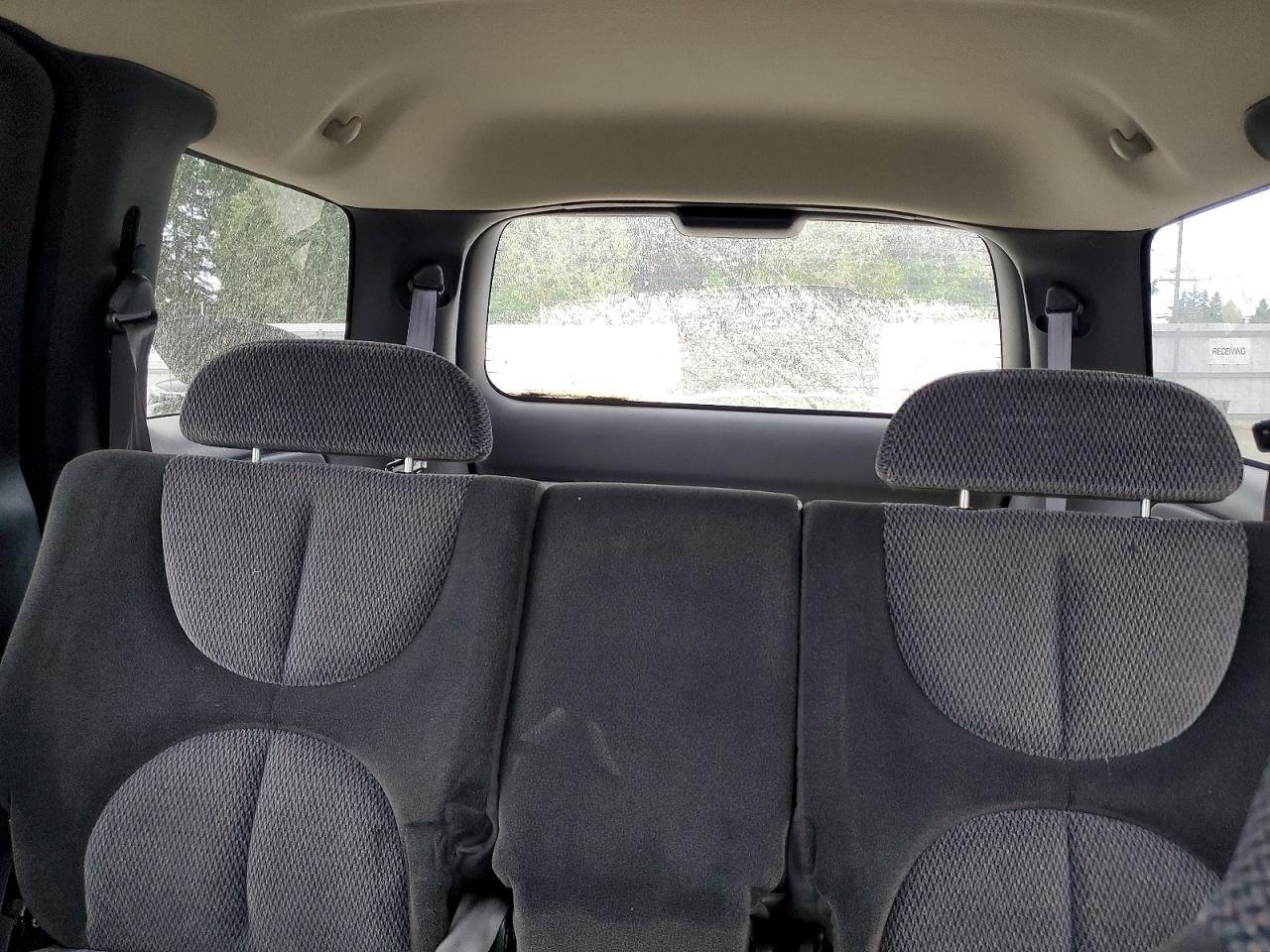 2000 Dodge Durango Silver vin: 1B4HS28NXYF211513