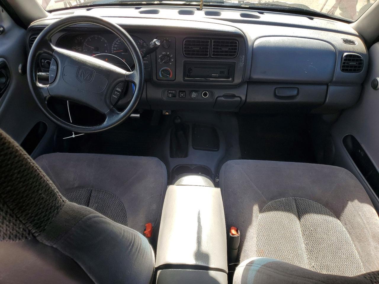 1998 Dodge Durango Red vin: 1B4HS28Y1WF105071