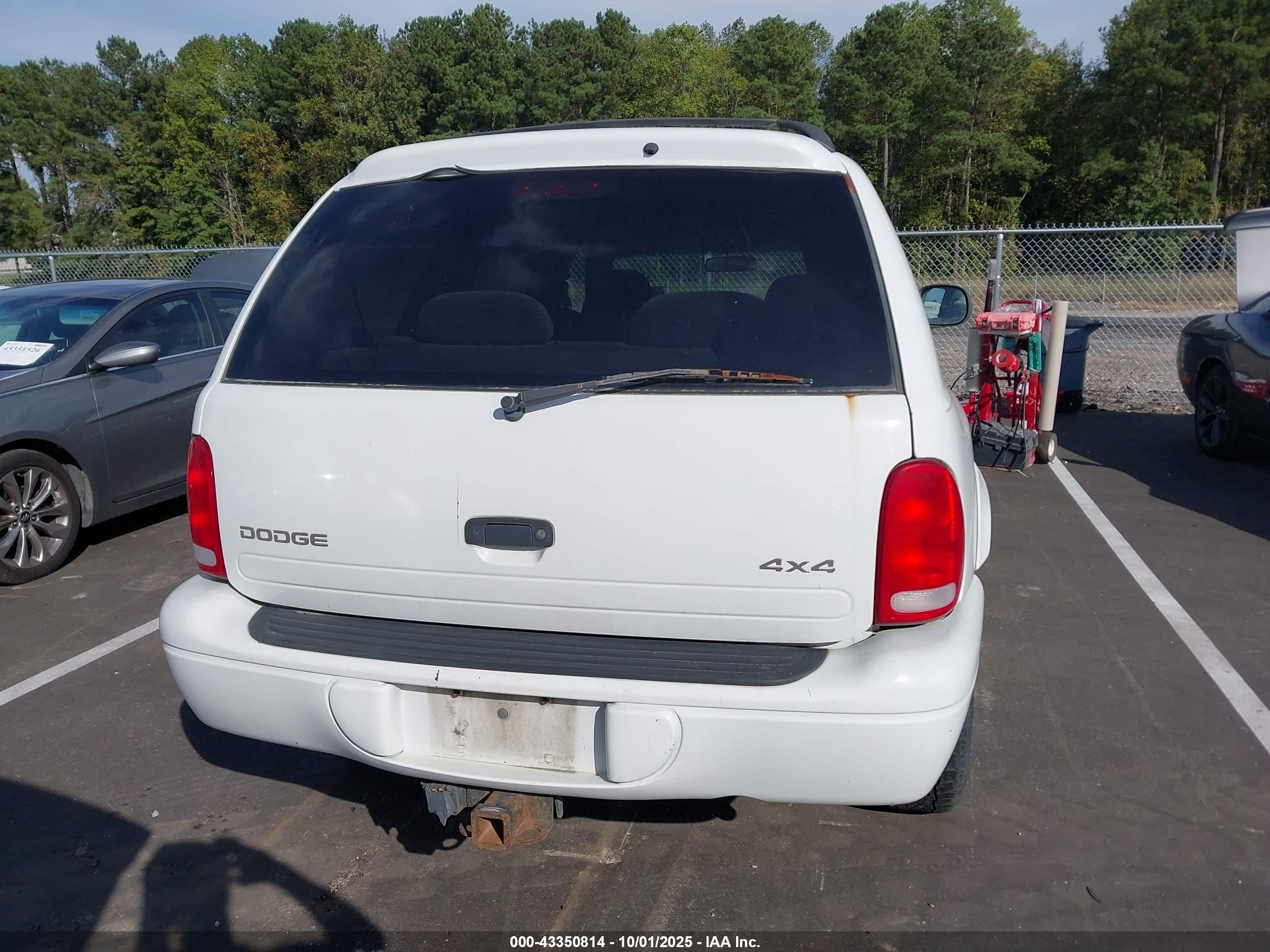 1999 Dodge Durango   White vin: 1B4HS28Y1XF590930
