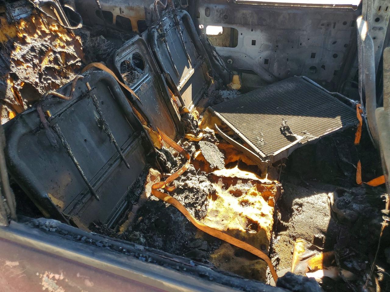 1999 Dodge Durango Burn vin: 1B4HS28Y3XF520202