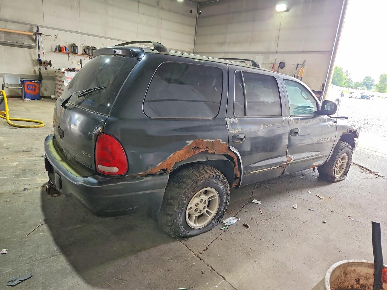 1998 Dodge Durango Black vin: 1B4HS28Y5WF153589