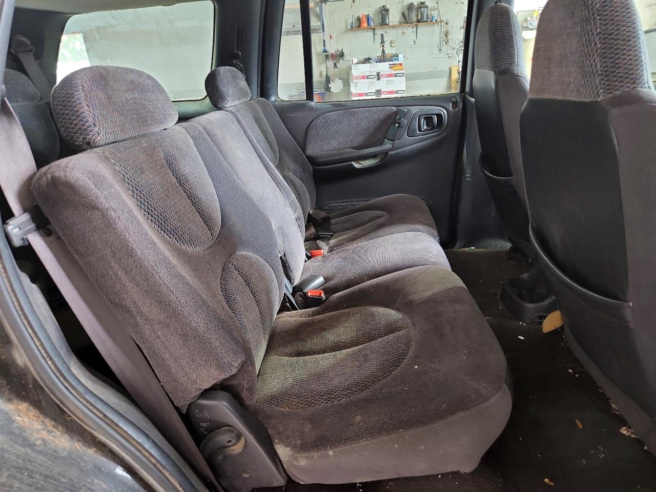 1998 Dodge Durango Black vin: 1B4HS28Y5WF153589
