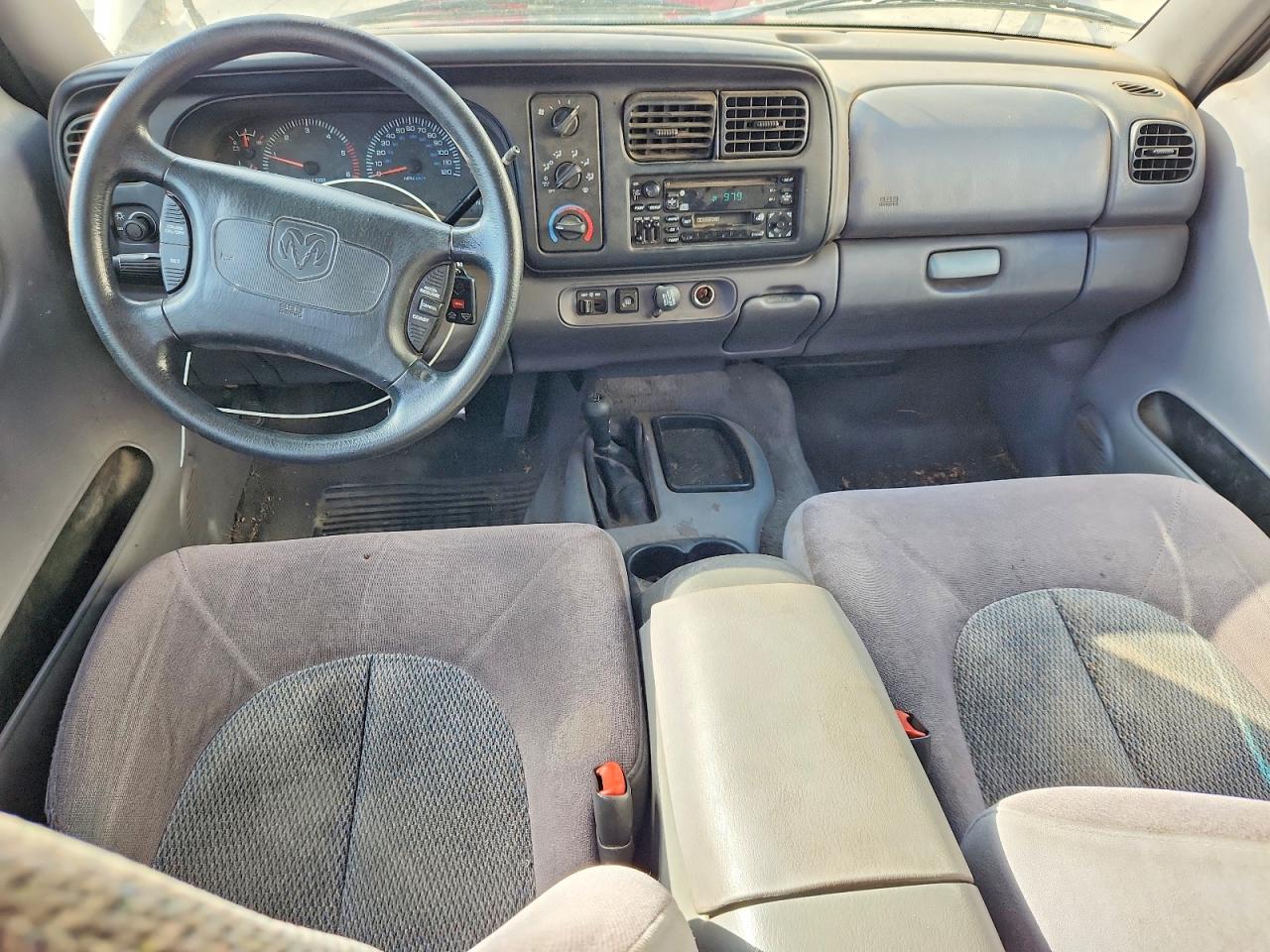 1998 Dodge Durango Silver vin: 1B4HS28Y6WF132153