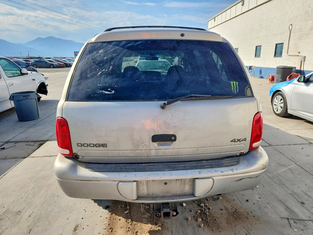1998 Dodge Durango Silver vin: 1B4HS28Y6WF132153