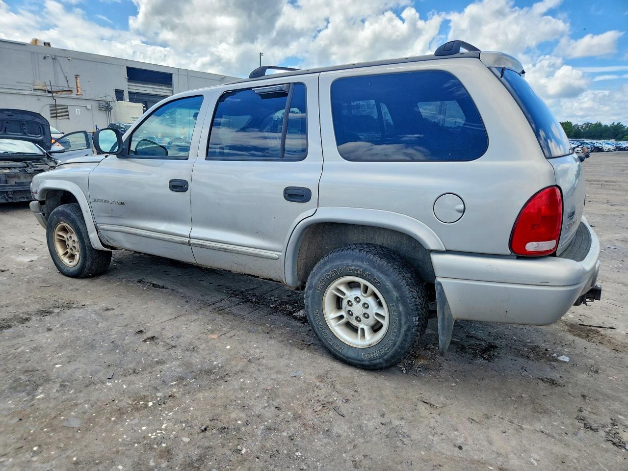 1998 Dodge Durango Silver vin: 1B4HS28Z0WF137034