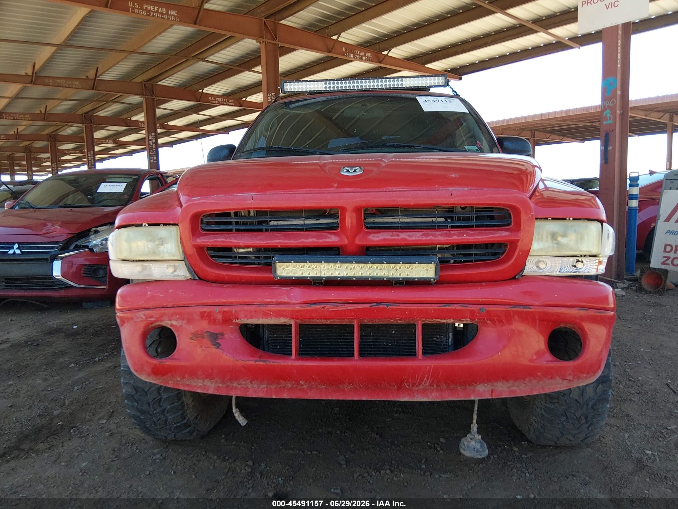 2000 Dodge Durango   Red vin: 1B4HS28Z0YF286921