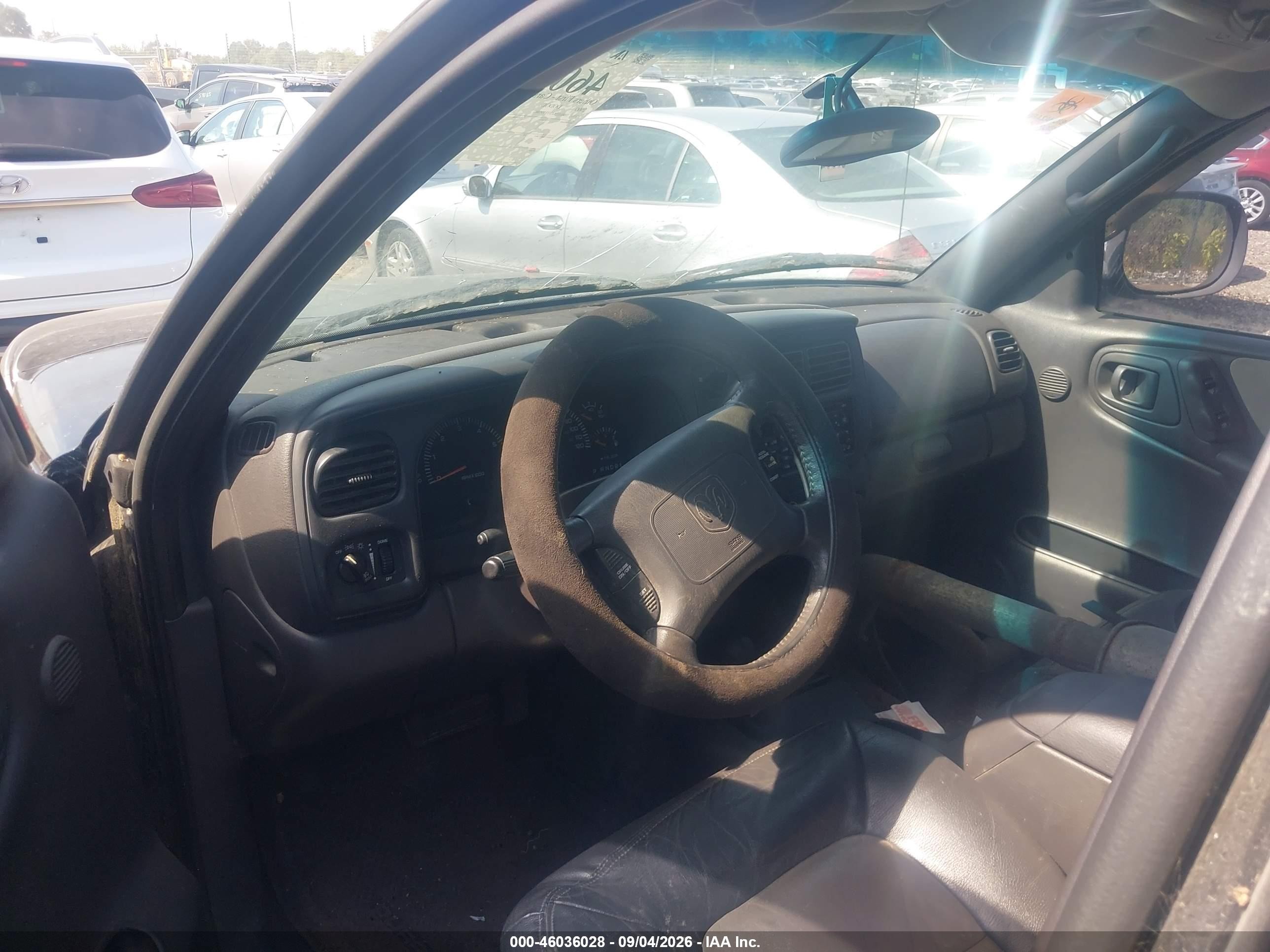 2000 Dodge Durango   Black vin: 1B4HS28Z0YF295862