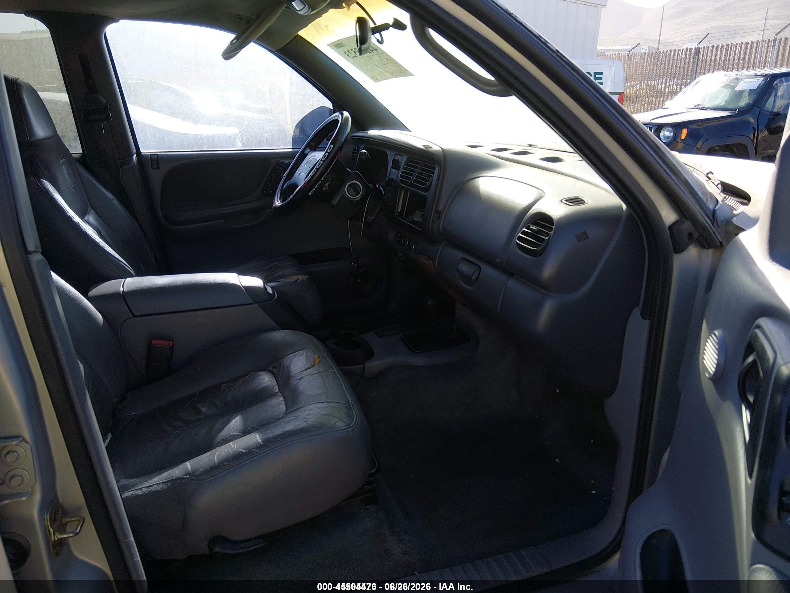1999 Dodge Durango   Gray vin: 1B4HS28Z2XF513623