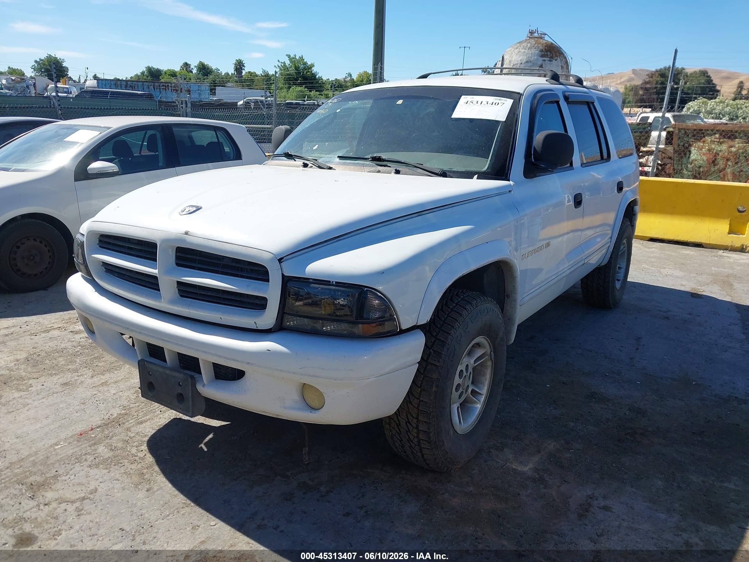 1999 Dodge Durango   White vin: 1B4HS28Z3XF643765