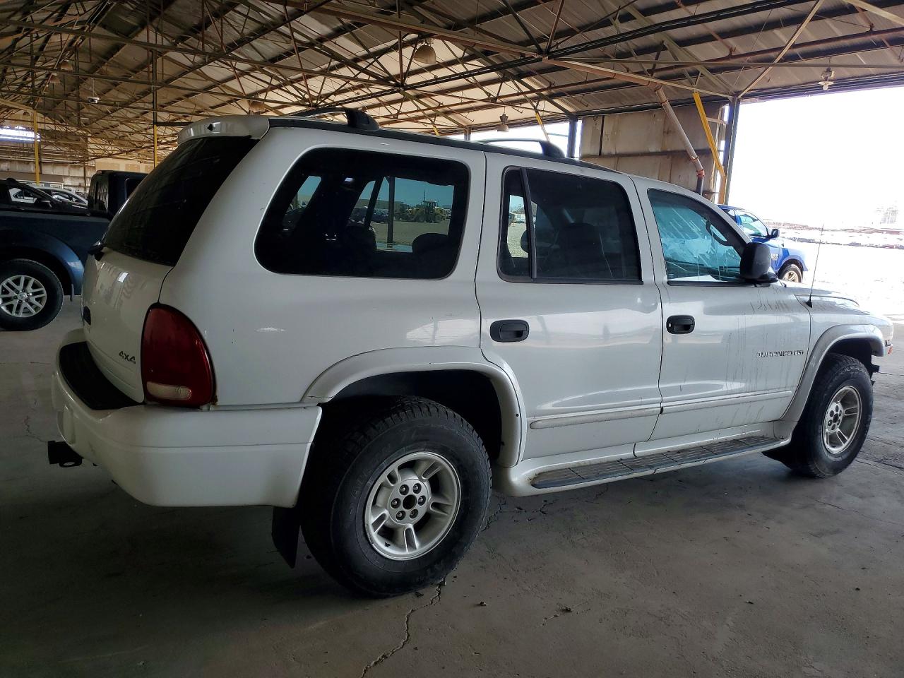2000 Dodge Durango White vin: 1B4HS28Z3YF291451