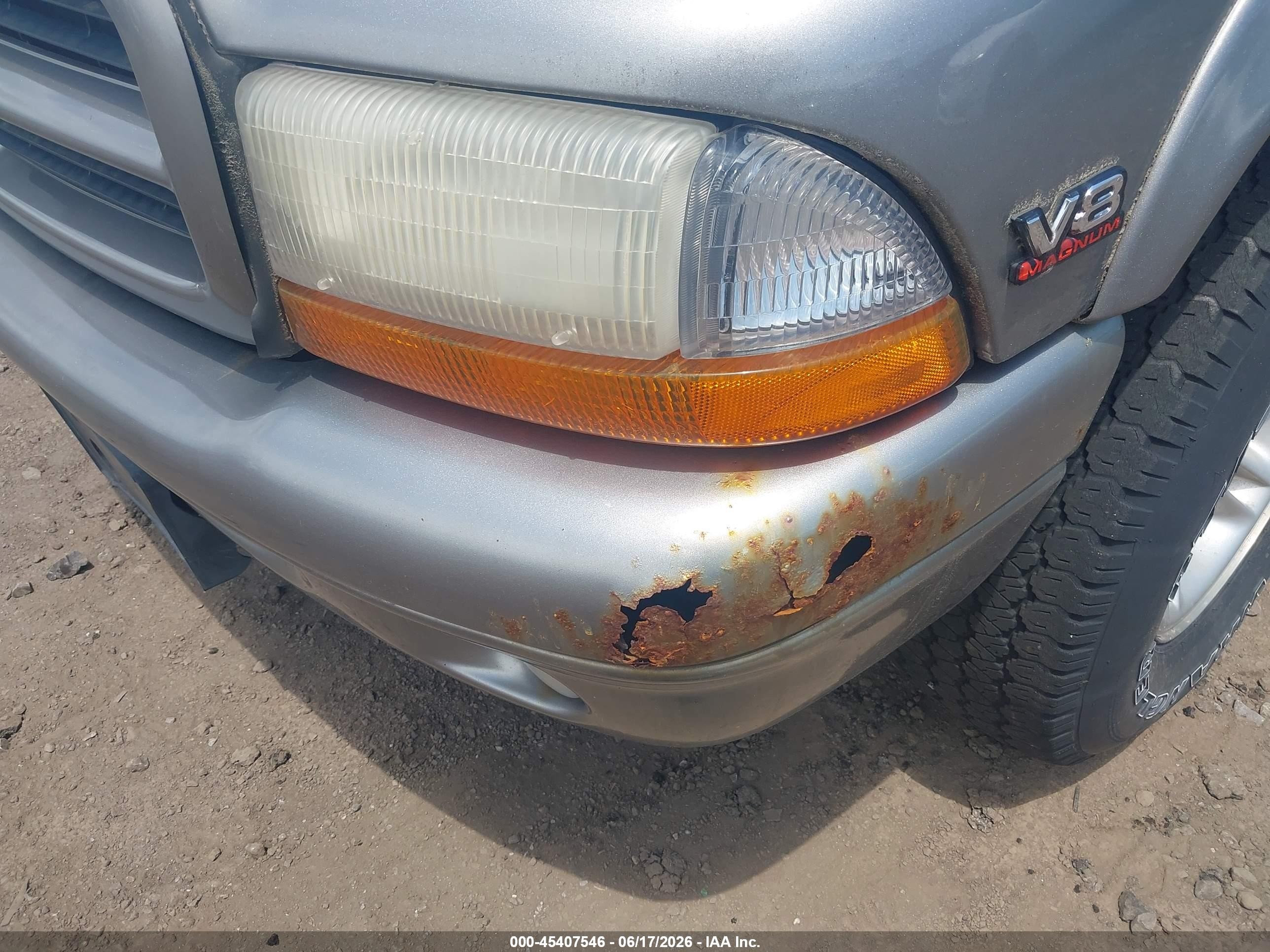 1999 Dodge Durango   Silver vin: 1B4HS28Z4XF653060