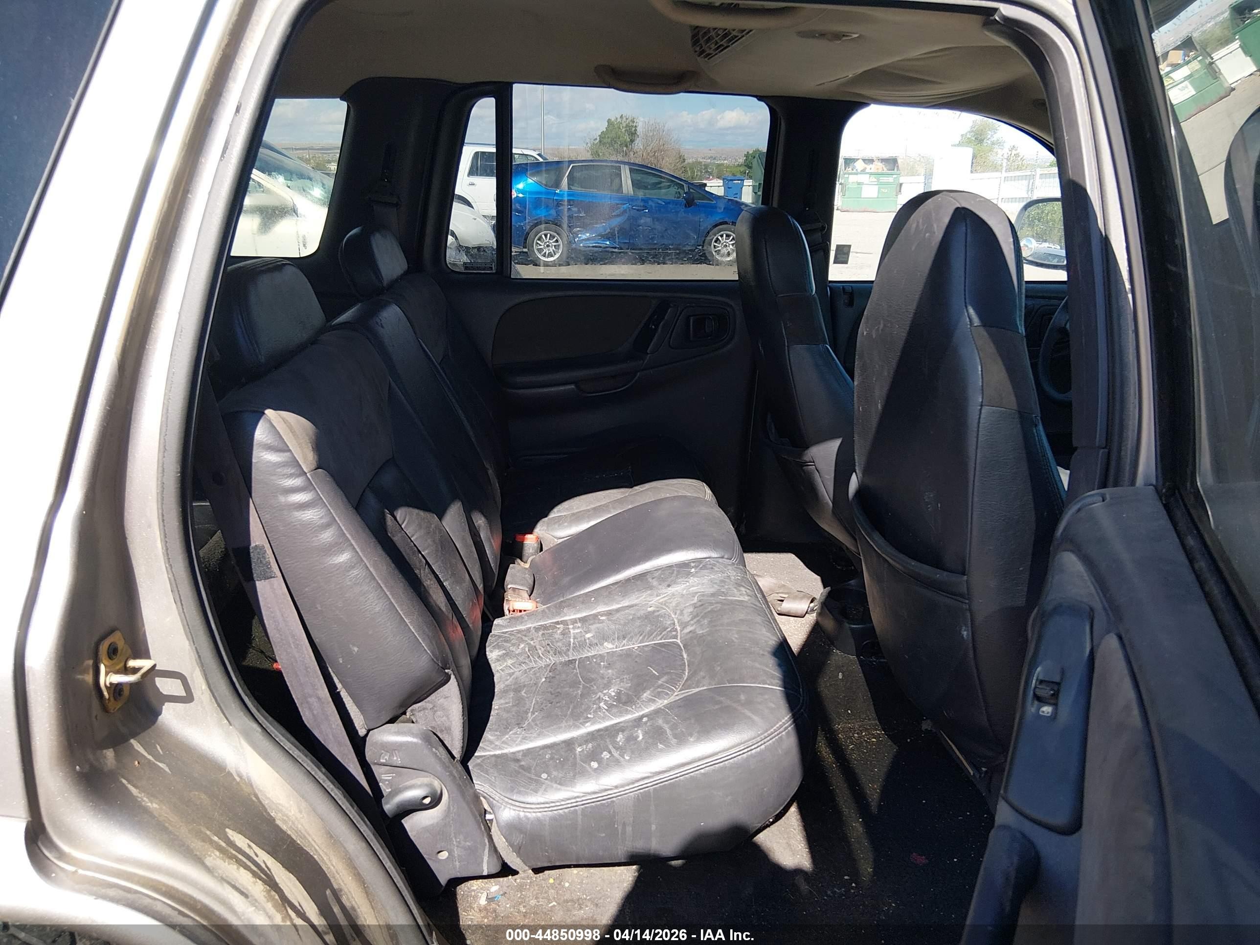 1999 Dodge Durango   Silver vin: 1B4HS28Z7XF564244