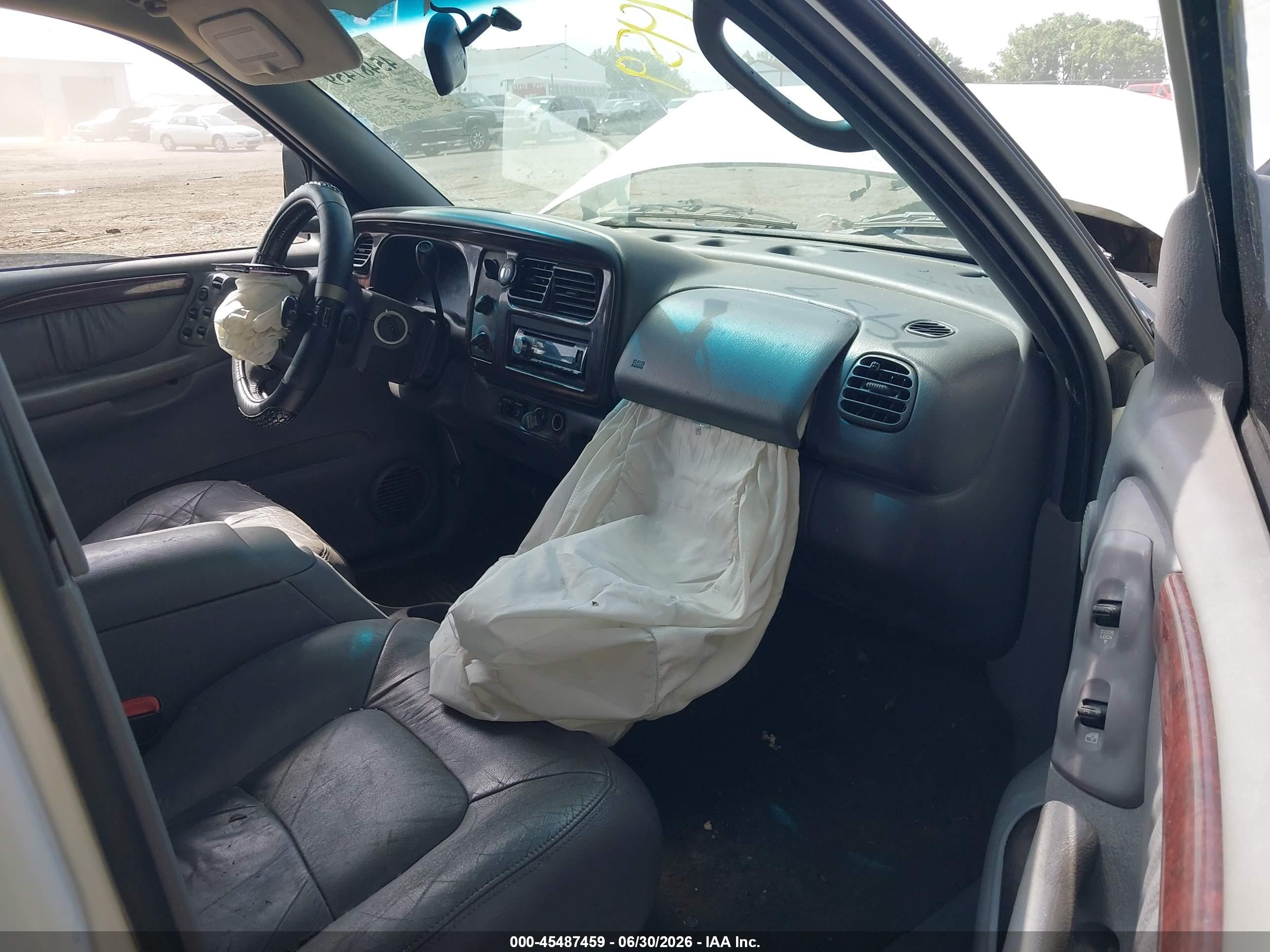 2000 Dodge Durango White vin: 1B4HS28Z8YF286326