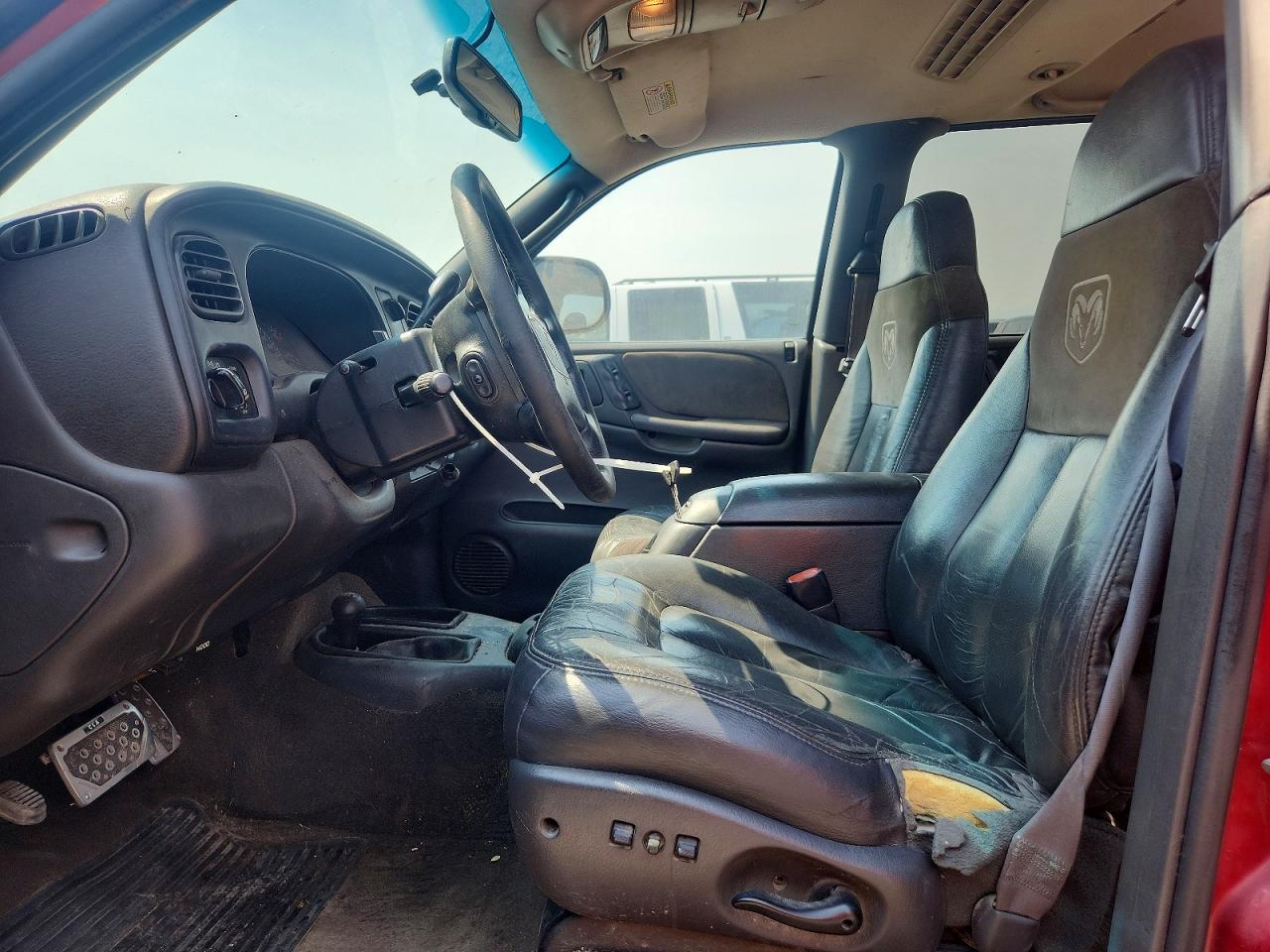 1999 Dodge Durango Burgundy vin: 1B4HS28Z9XF613296