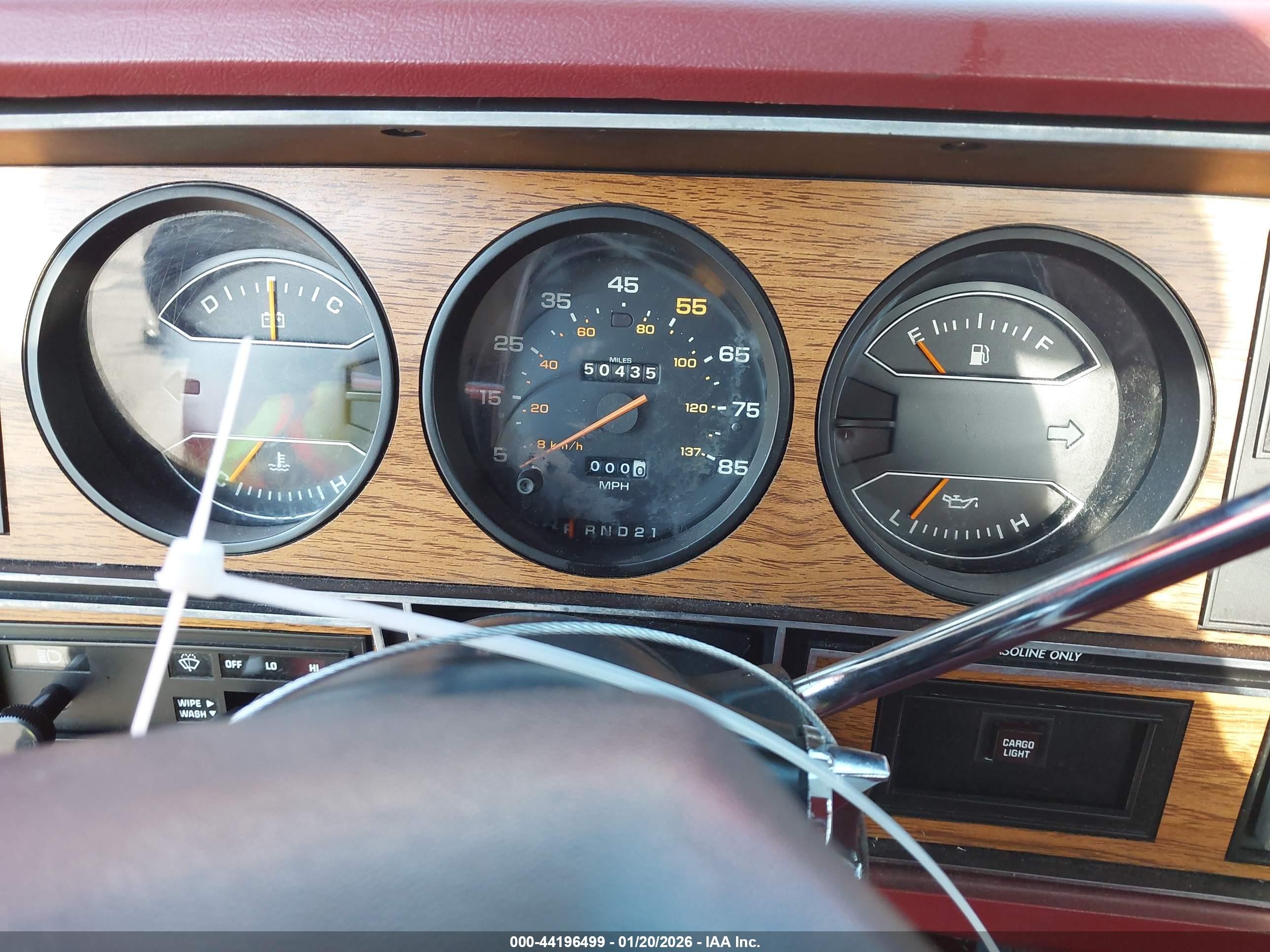 1987 Dodge D-series D100 Red vin: 1B7FD04T3HS518834