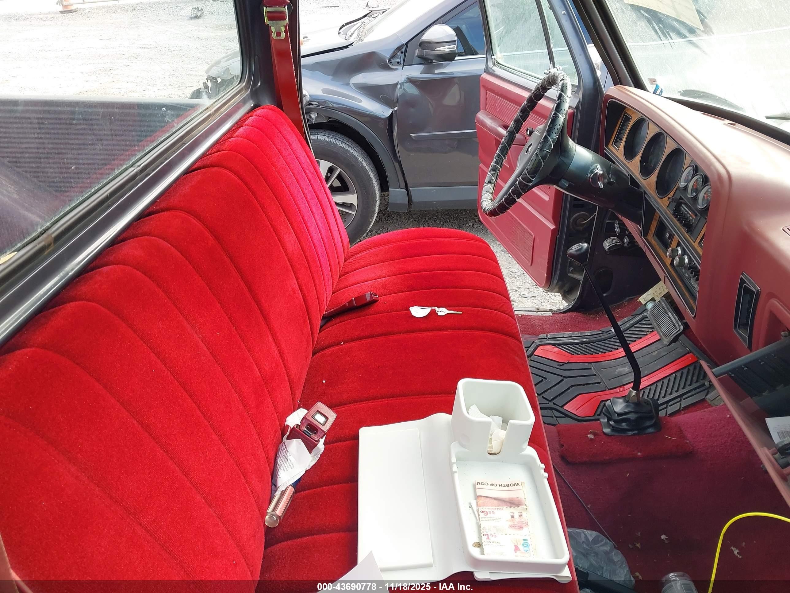1987 Dodge D-series D100 Gray vin: 1B7FD04T4HS490638