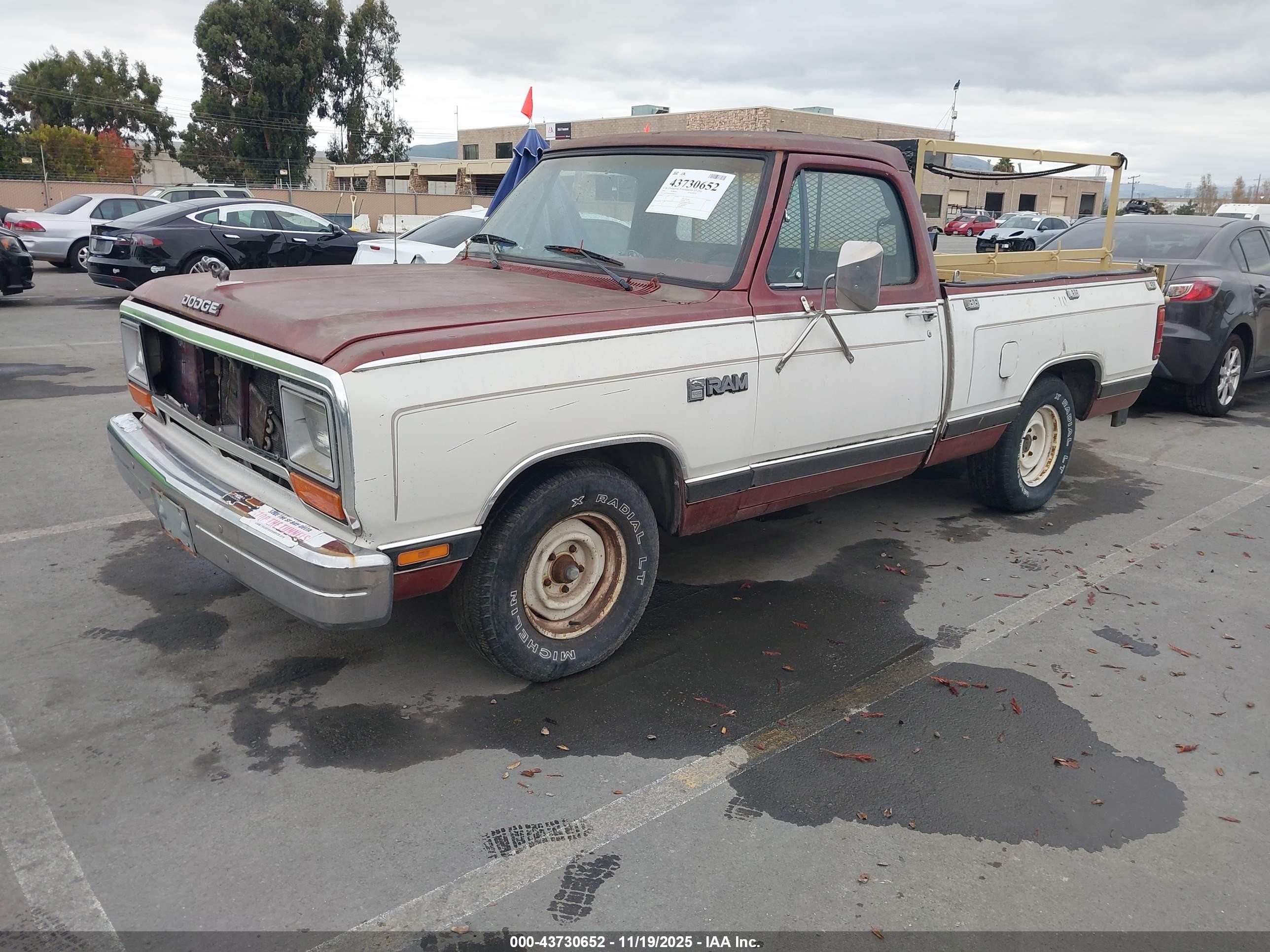 1986 Dodge D-series D100 Burgundy vin: 1B7FD04W6GS087141