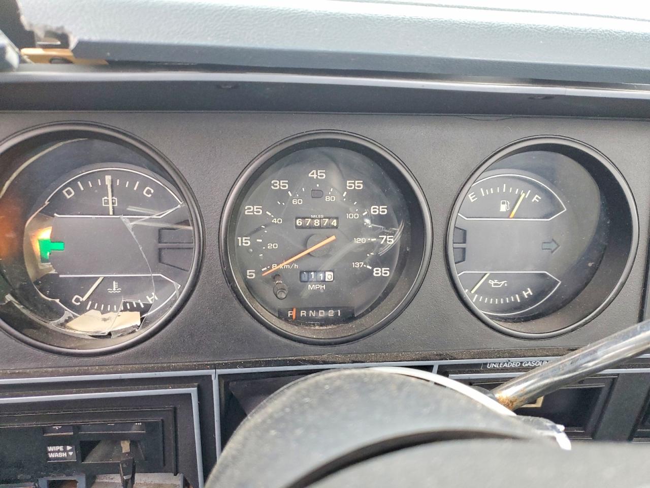 1987 Dodge D-series D150 Two Tone vin: 1B7FD14H0HS306278