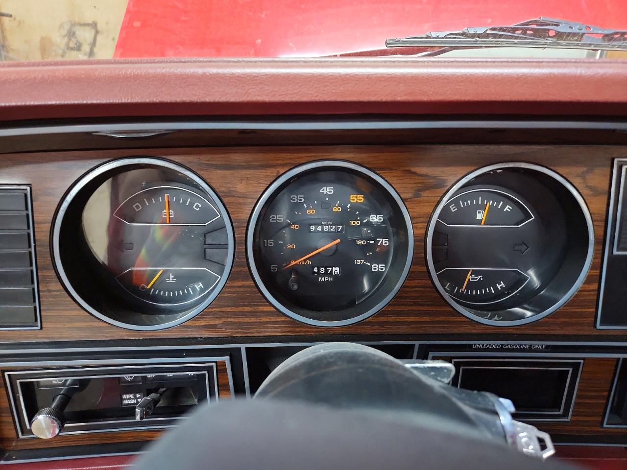 1985 Dodge D-series D100 Red vin: 1B7FD14H2FS625050