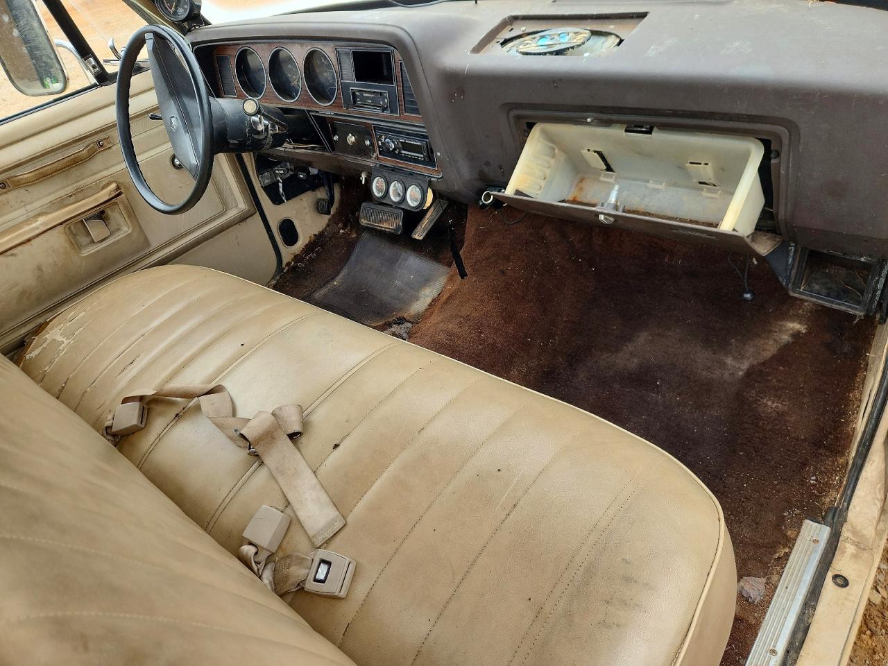 1984 Dodge D-series D150 Cream vin: 1B7FD14H4ES363210
