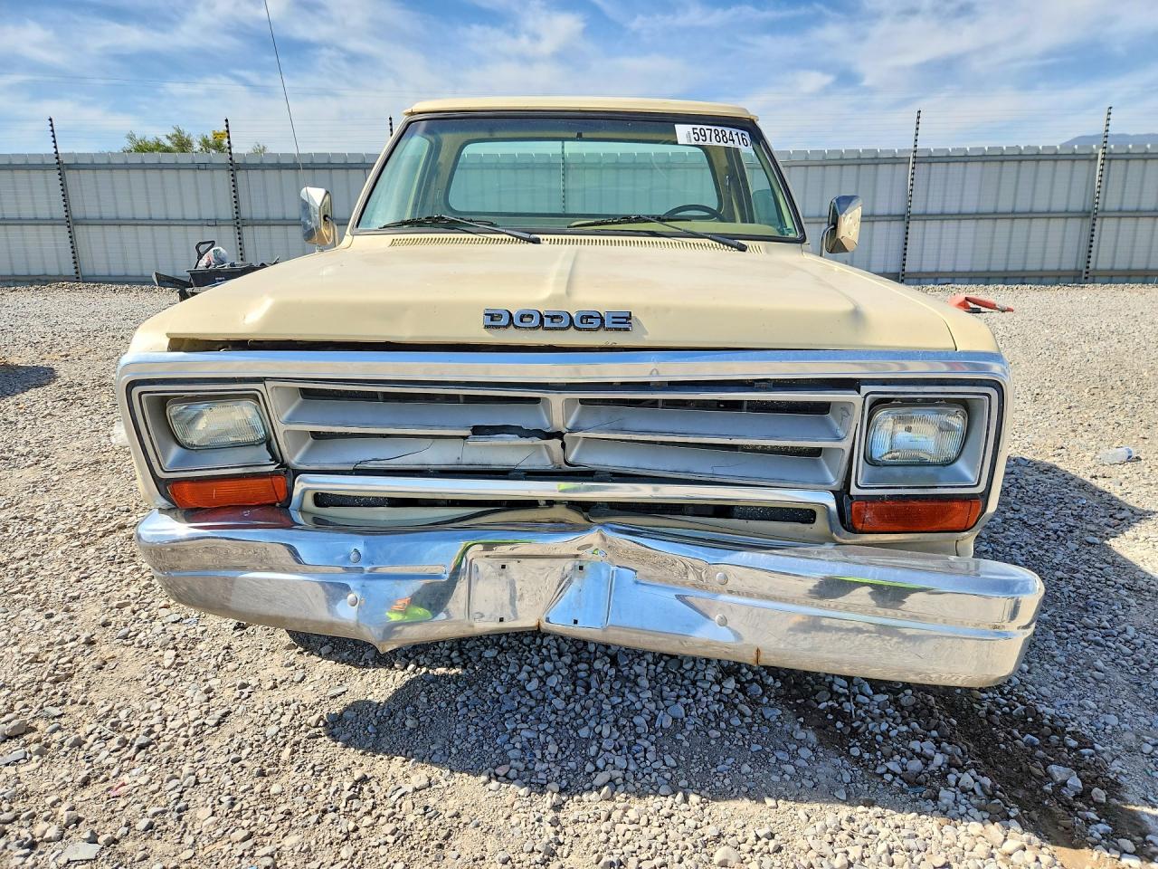 1987 Dodge D-series D150 Кремовый vin: 1B7FD14T1HS457392