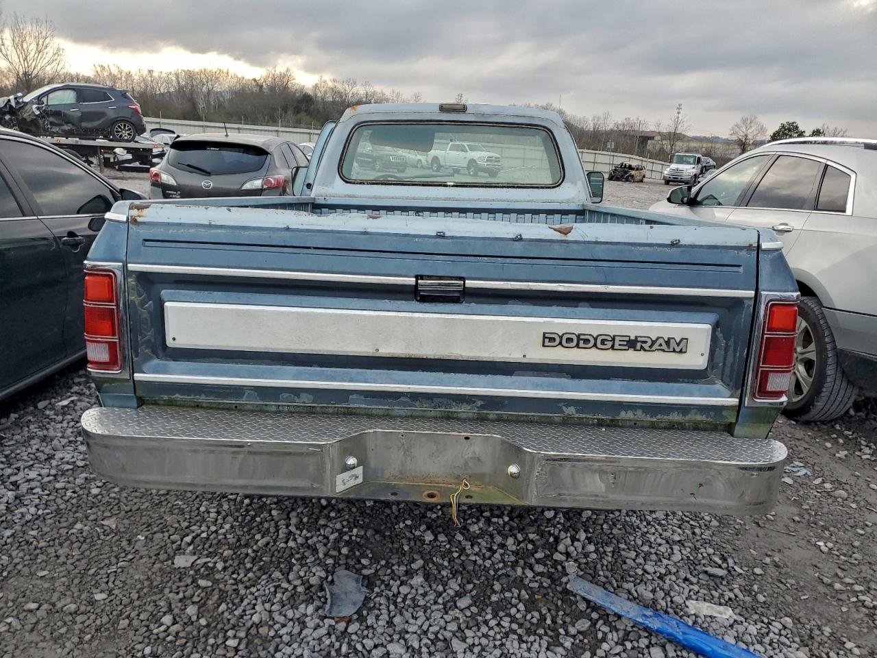 1987 Dodge D-series D150 Blue vin: 1B7FD14T2HS511430