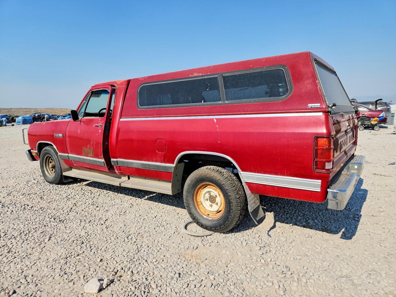 1989 Dodge D-series D100 Red vin: 1B7FE06X6KS086146