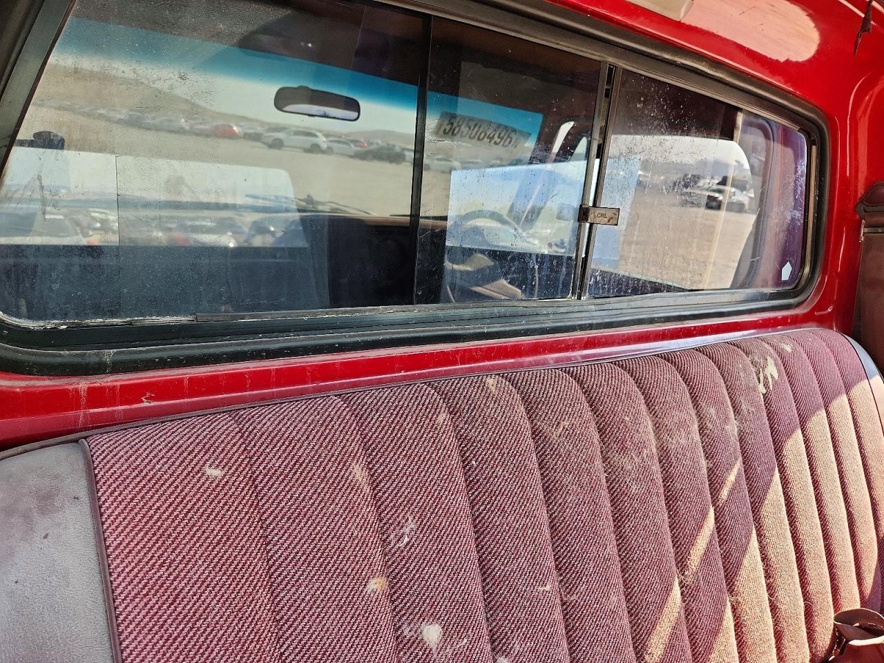 1989 Dodge D-series D100 Red vin: 1B7FE06X6KS086146
