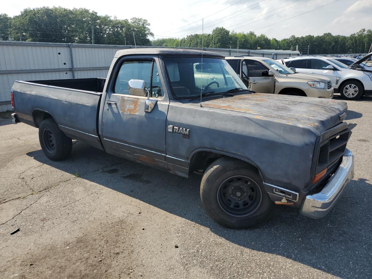 1989 Dodge D-series Gray vin: 1B7FE06Y1KS178502