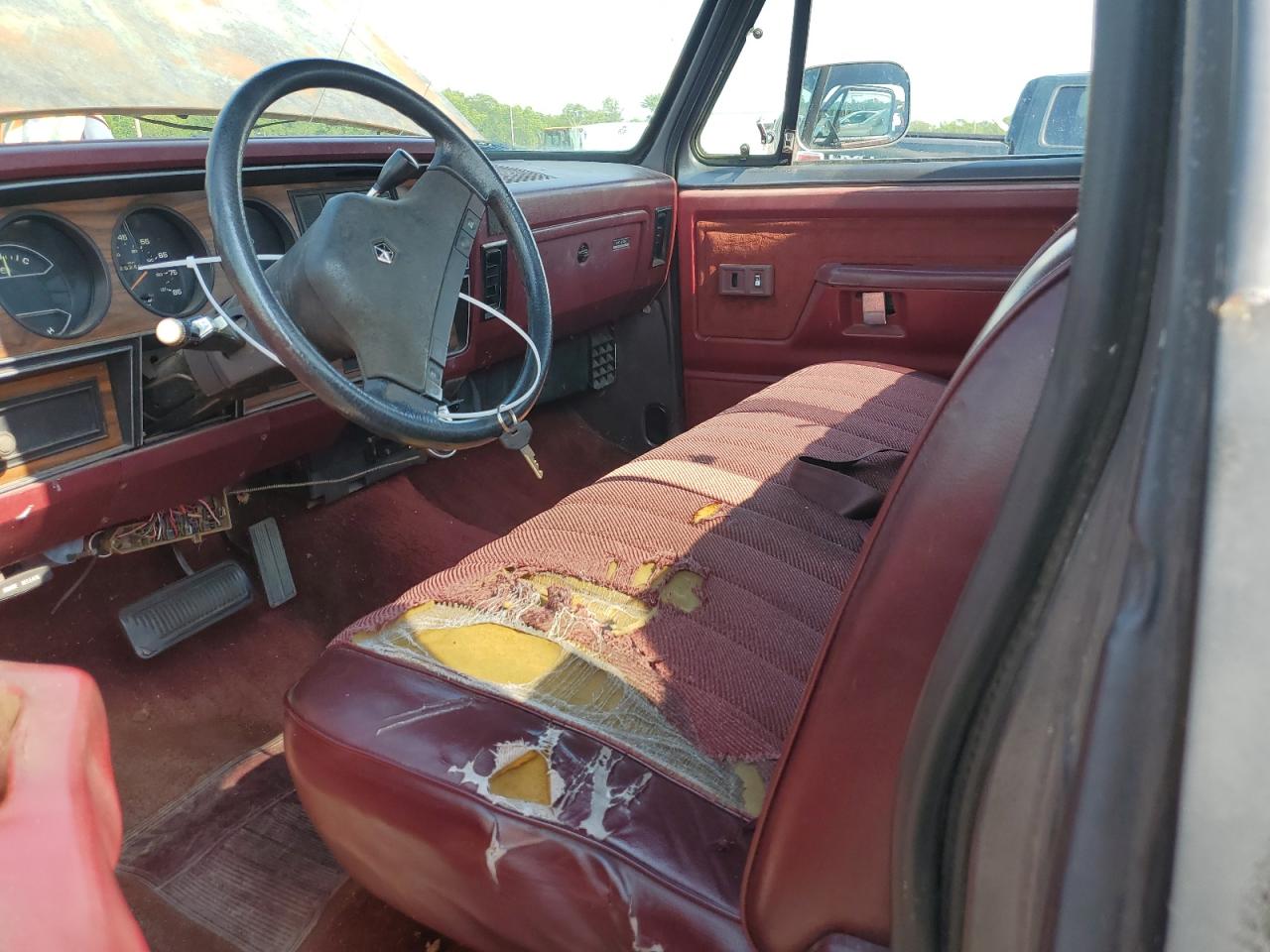1989 Dodge D-series Gray vin: 1B7FE06Y1KS178502