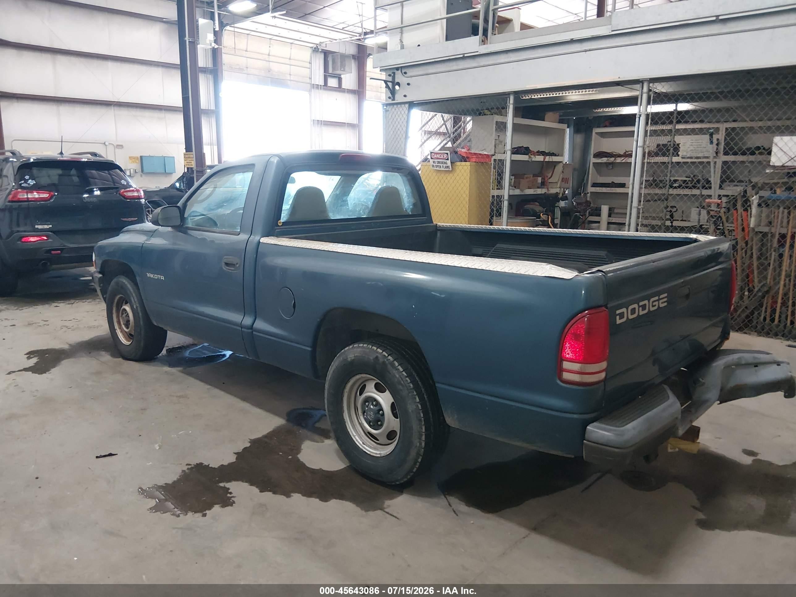 2002 Dodge Dakota   Синий vin: 1B7FL16X92S601975
